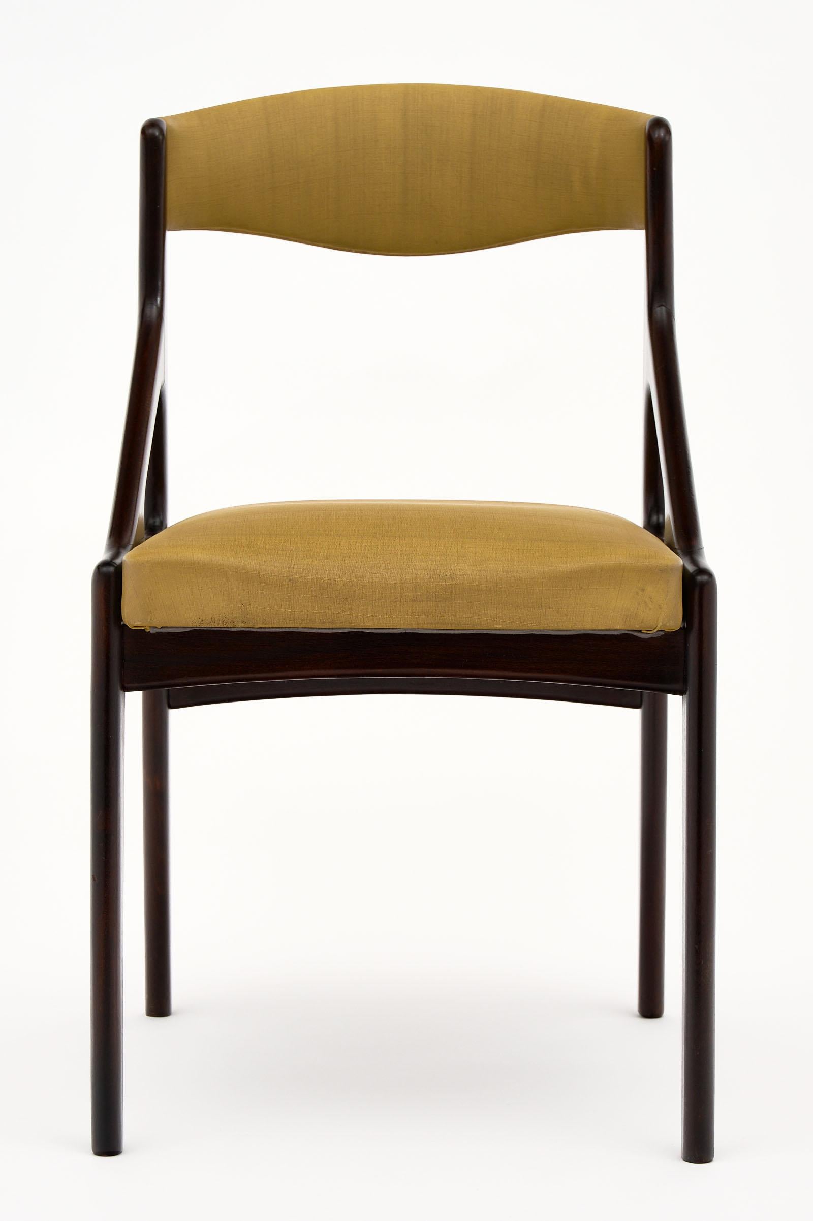 Midcentury Italian Dining Chairs In Good Condition In Austin, TX
