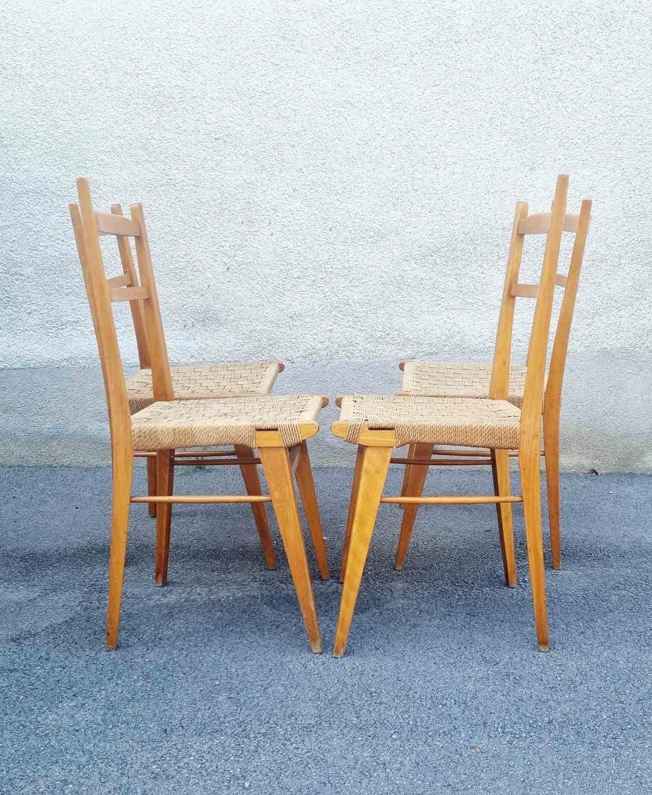 Mid Century Italian Dining Chairs, Italy 60s, Set of 4 For Sale 4