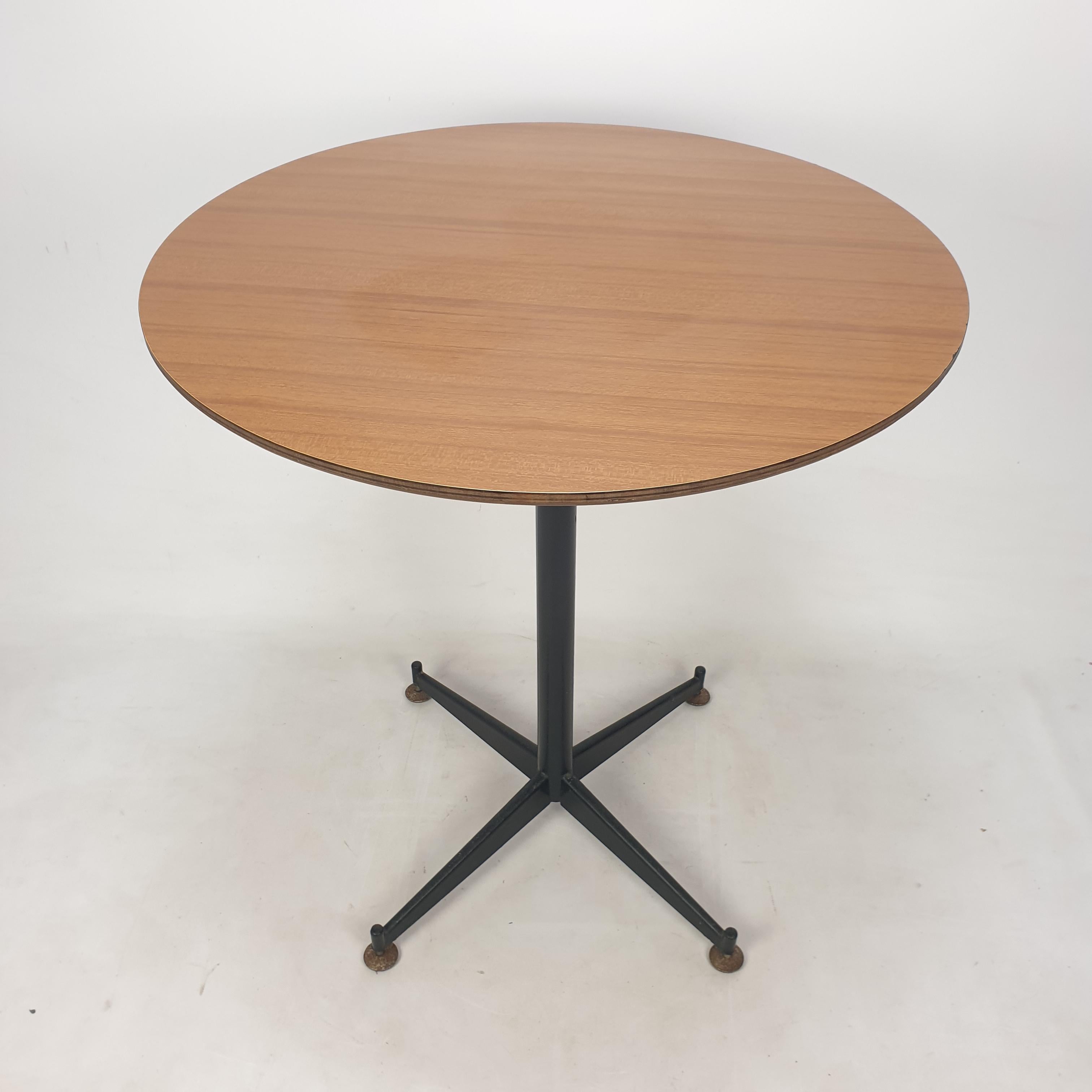 Mid-Century Modern Mid Century Italian Dining or Side Table, 1960s For Sale