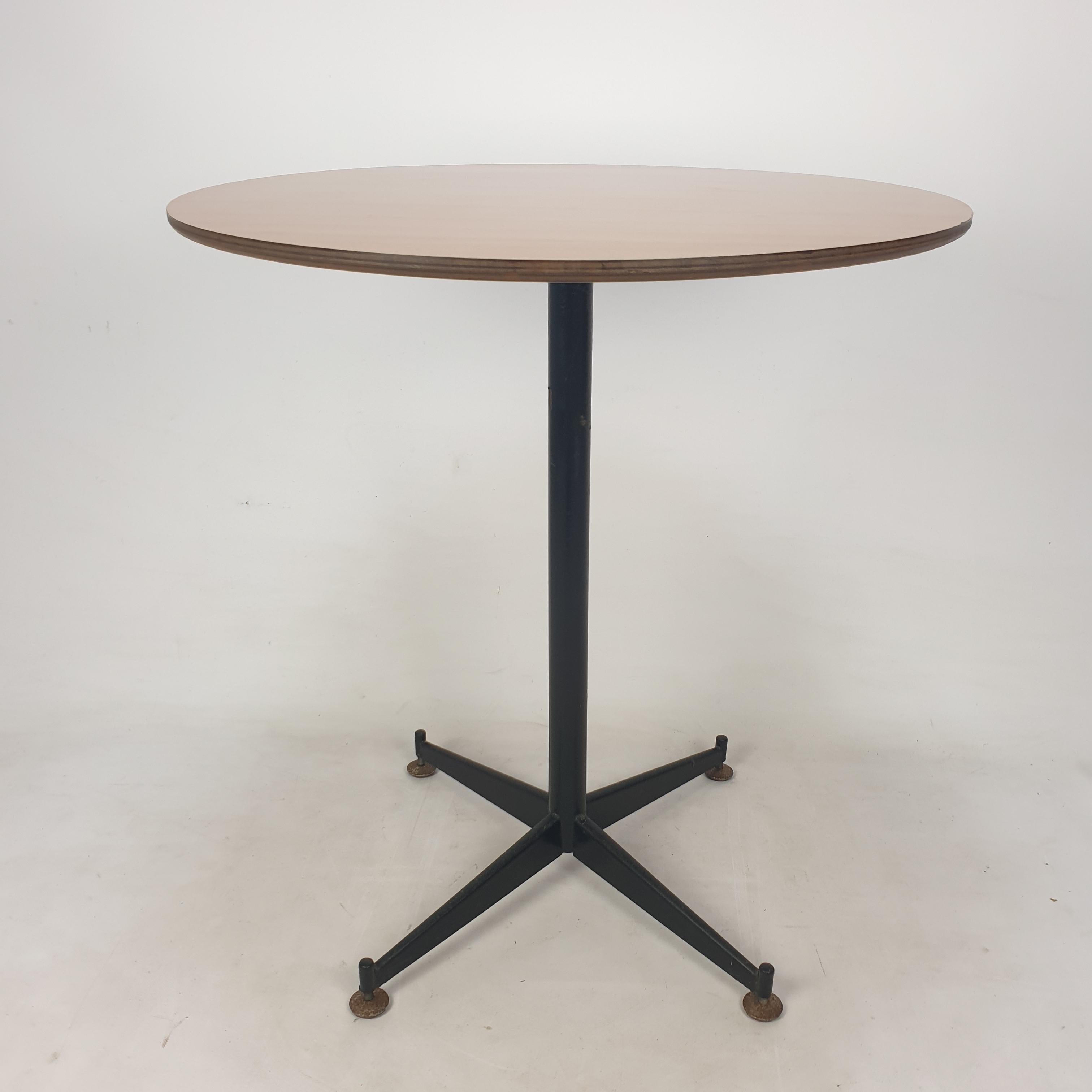 Mid Century Italian Dining or Side Table, 1960s For Sale 2