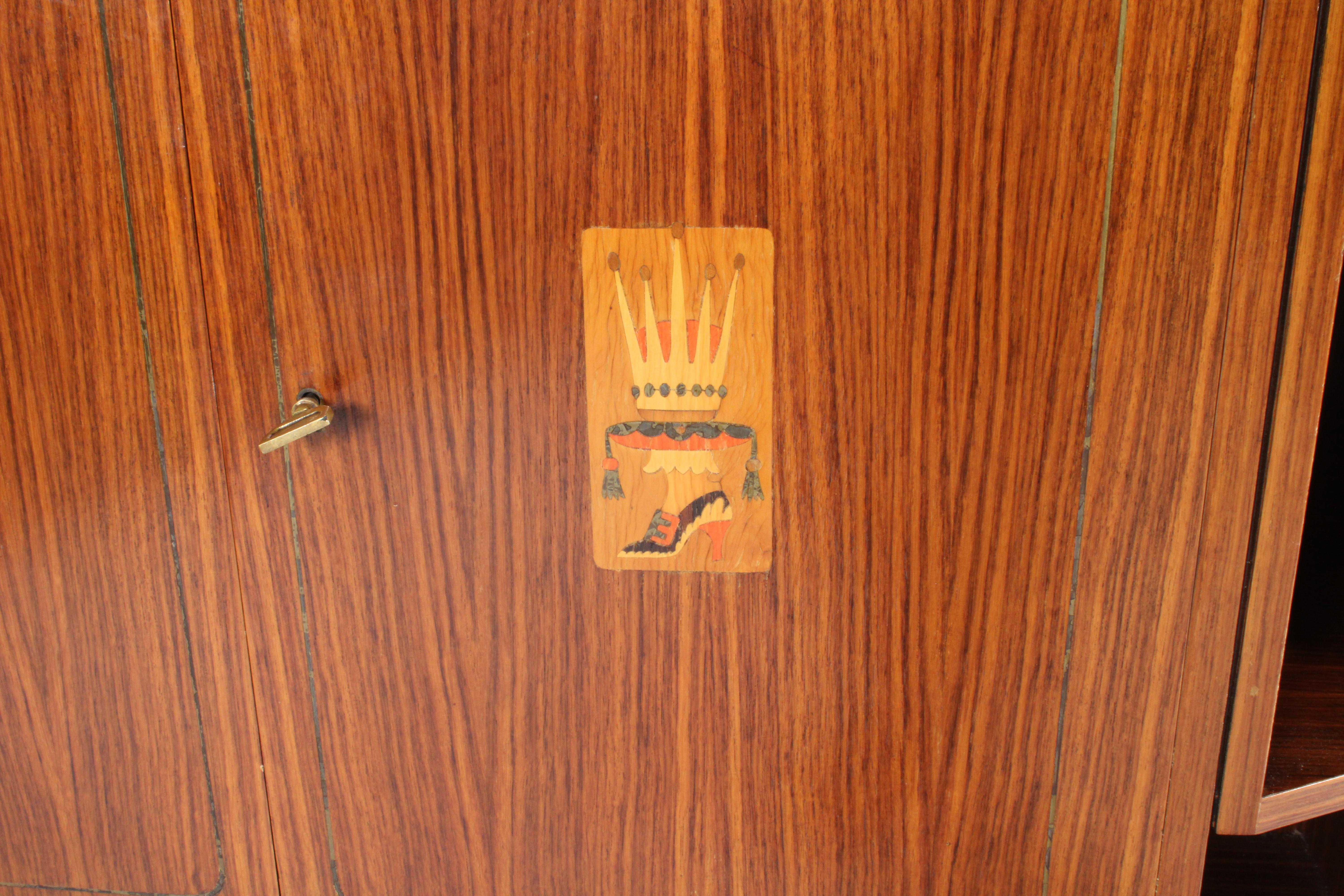 Mid Century Italian Drinks Cabinet With Decorative Marquetry Panels For Sale 10