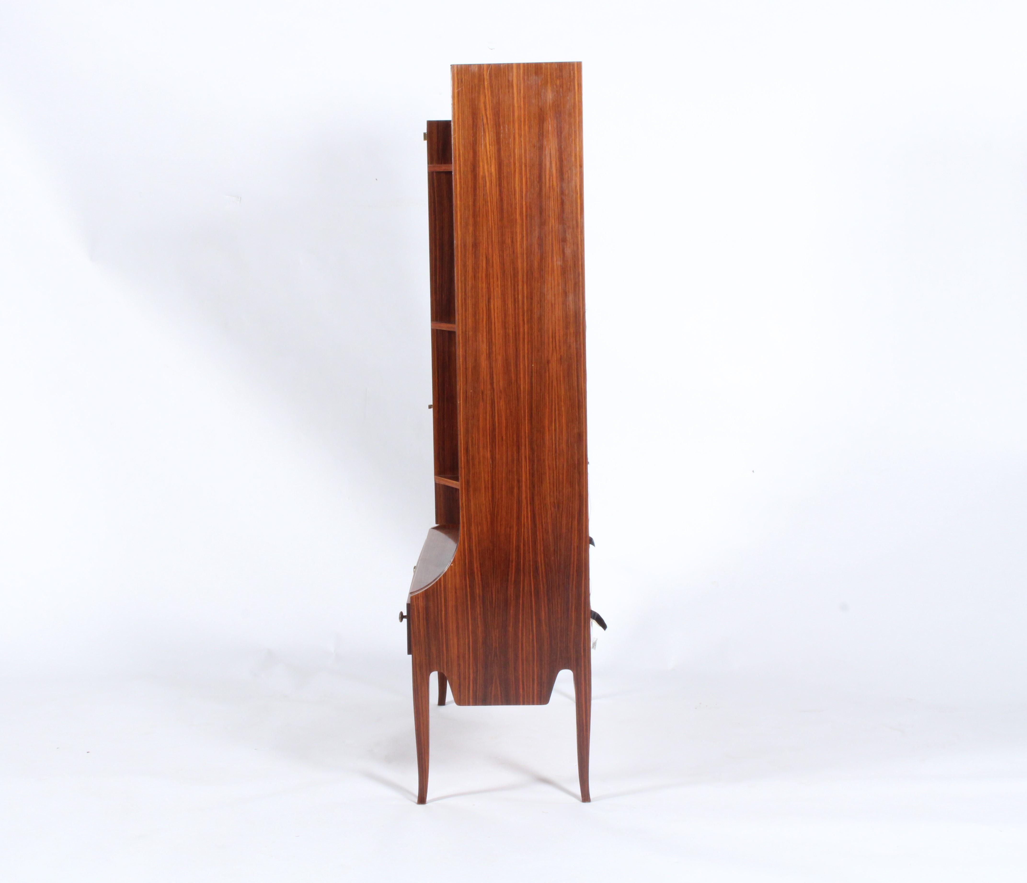 Mid Century Italian Drinks Cabinet With Decorative Marquetry Panels For Sale 13