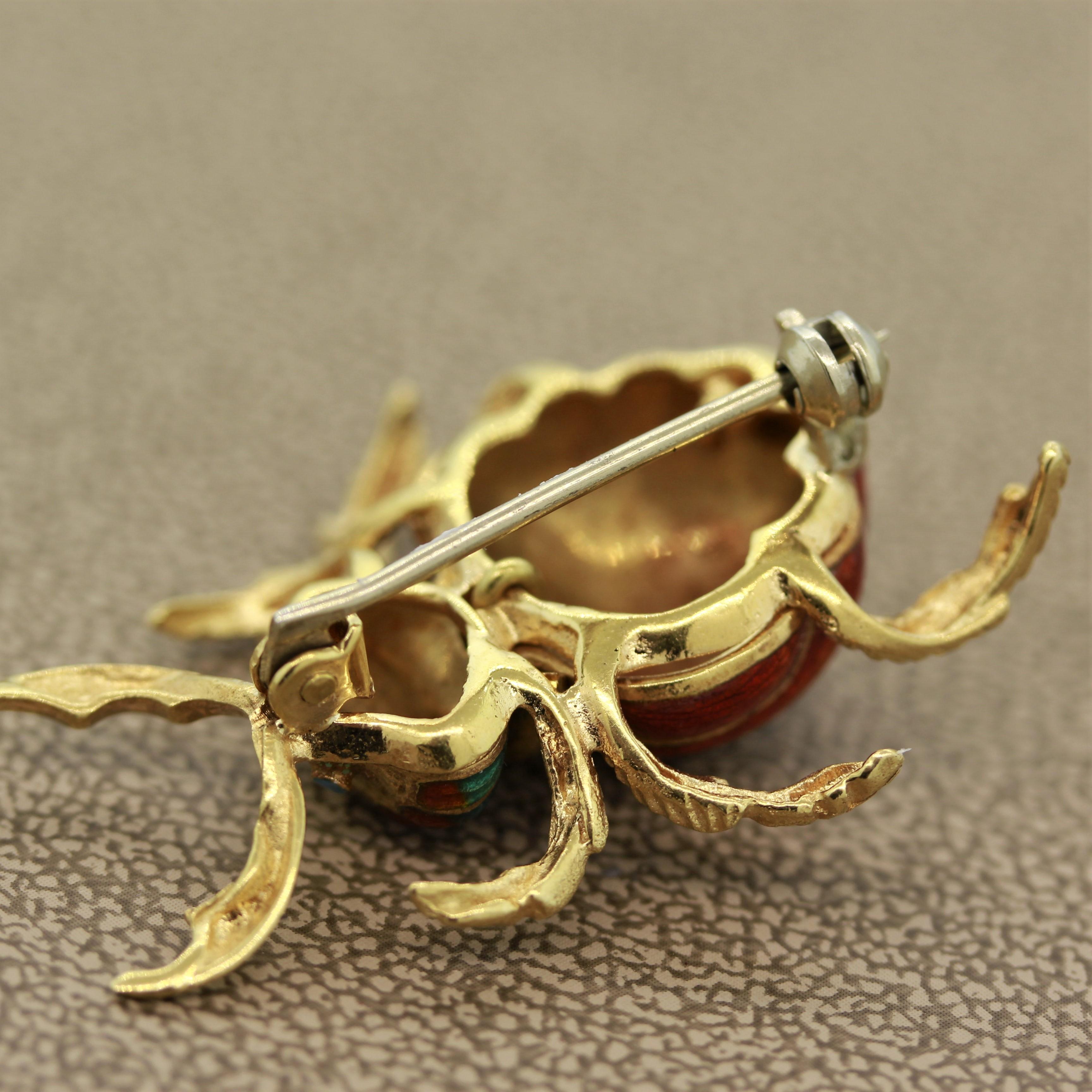 Midcentury Italian Enameled Gold Horned-Beetle Pin Brooch In Excellent Condition For Sale In Beverly Hills, CA