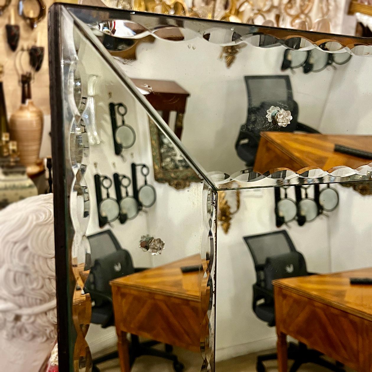 Italienischer geätzter Spiegel aus der Mitte des Jahrhunderts (Mitte des 20. Jahrhunderts) im Angebot