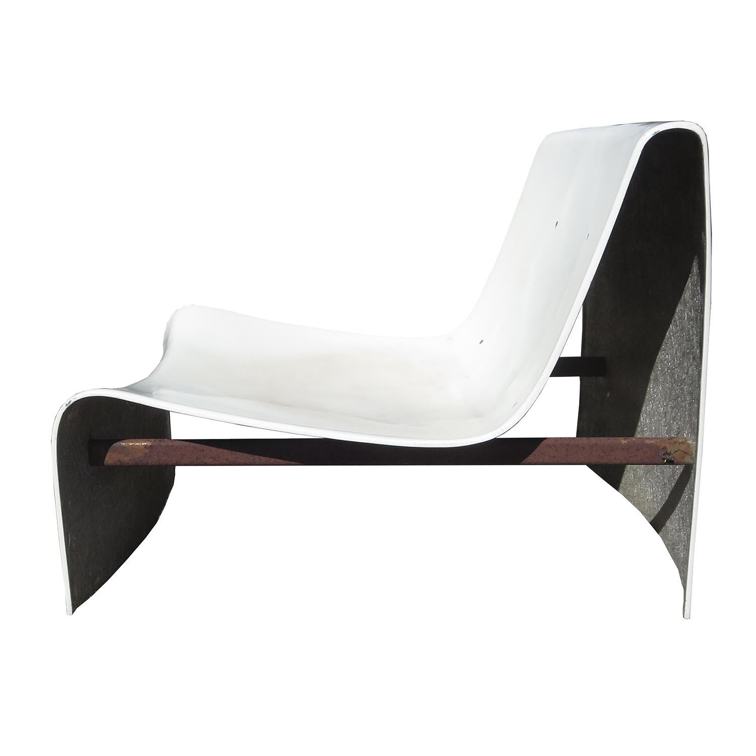 Mid-Century Modern Midcentury Italian Fiberglass Chairs for Poolside or Patio