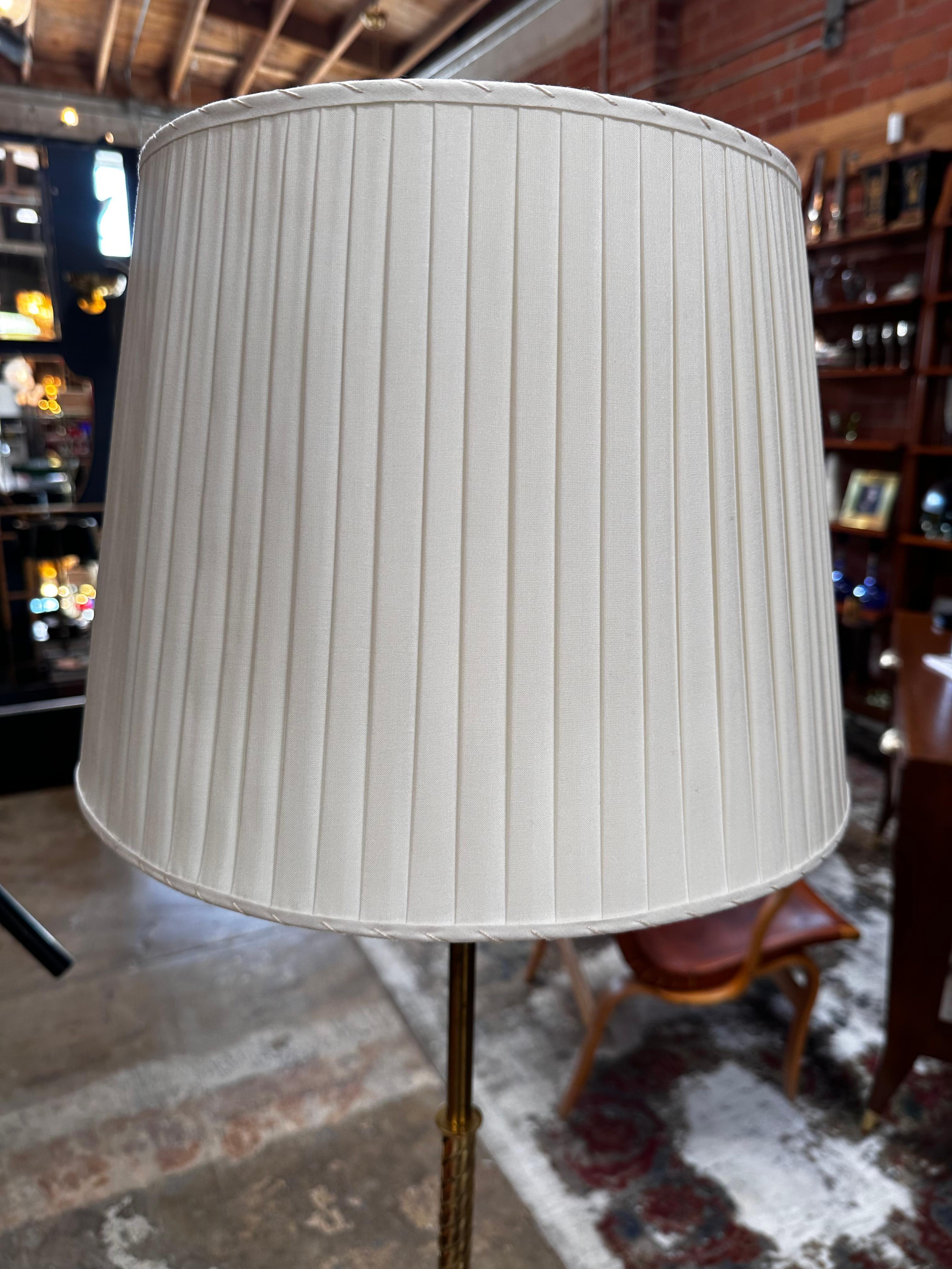 Mid Century Italian Floor Lamp 1980s For Sale 2