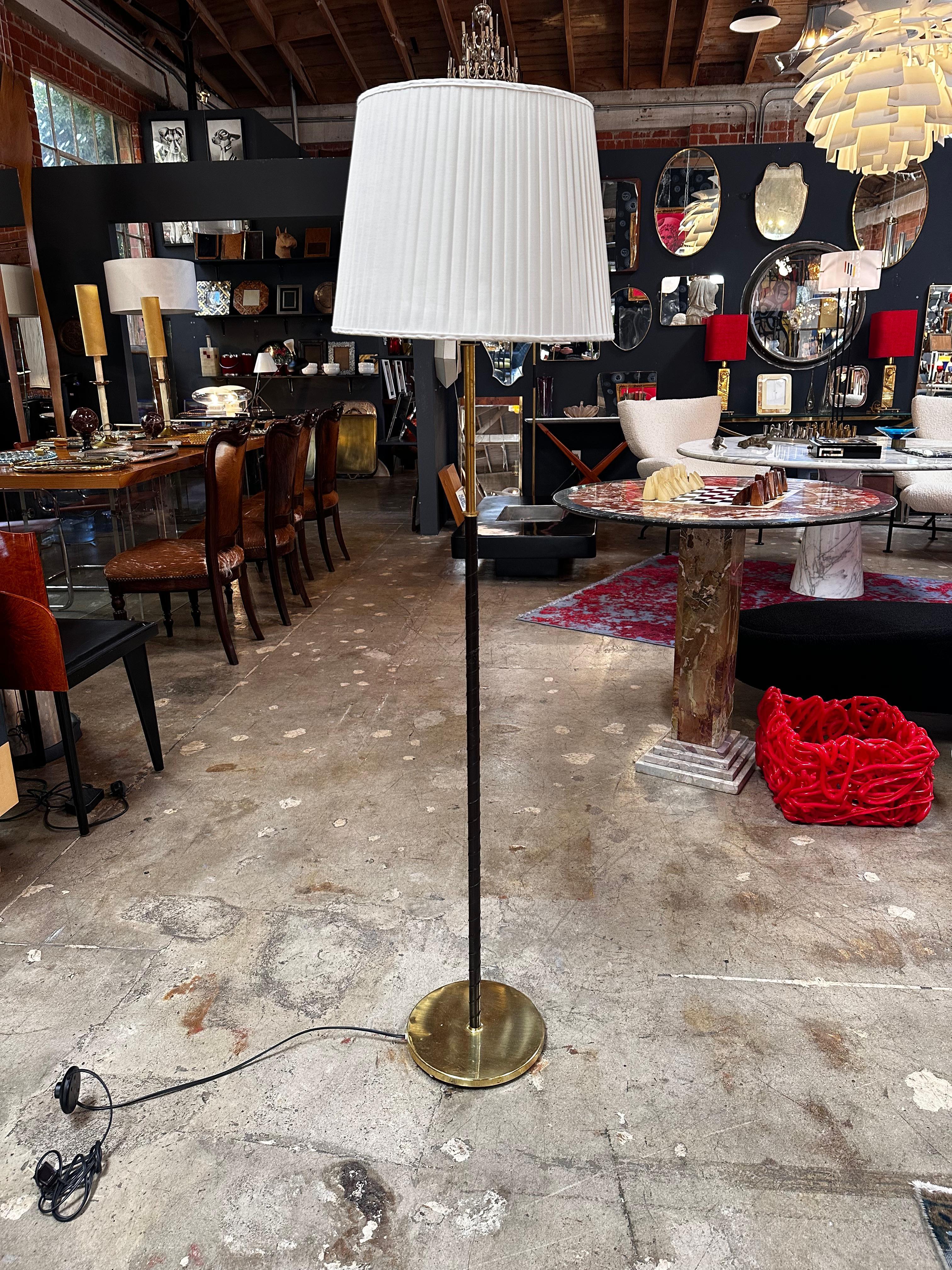Mid Century Italian Floor Lamp 1980s For Sale 2