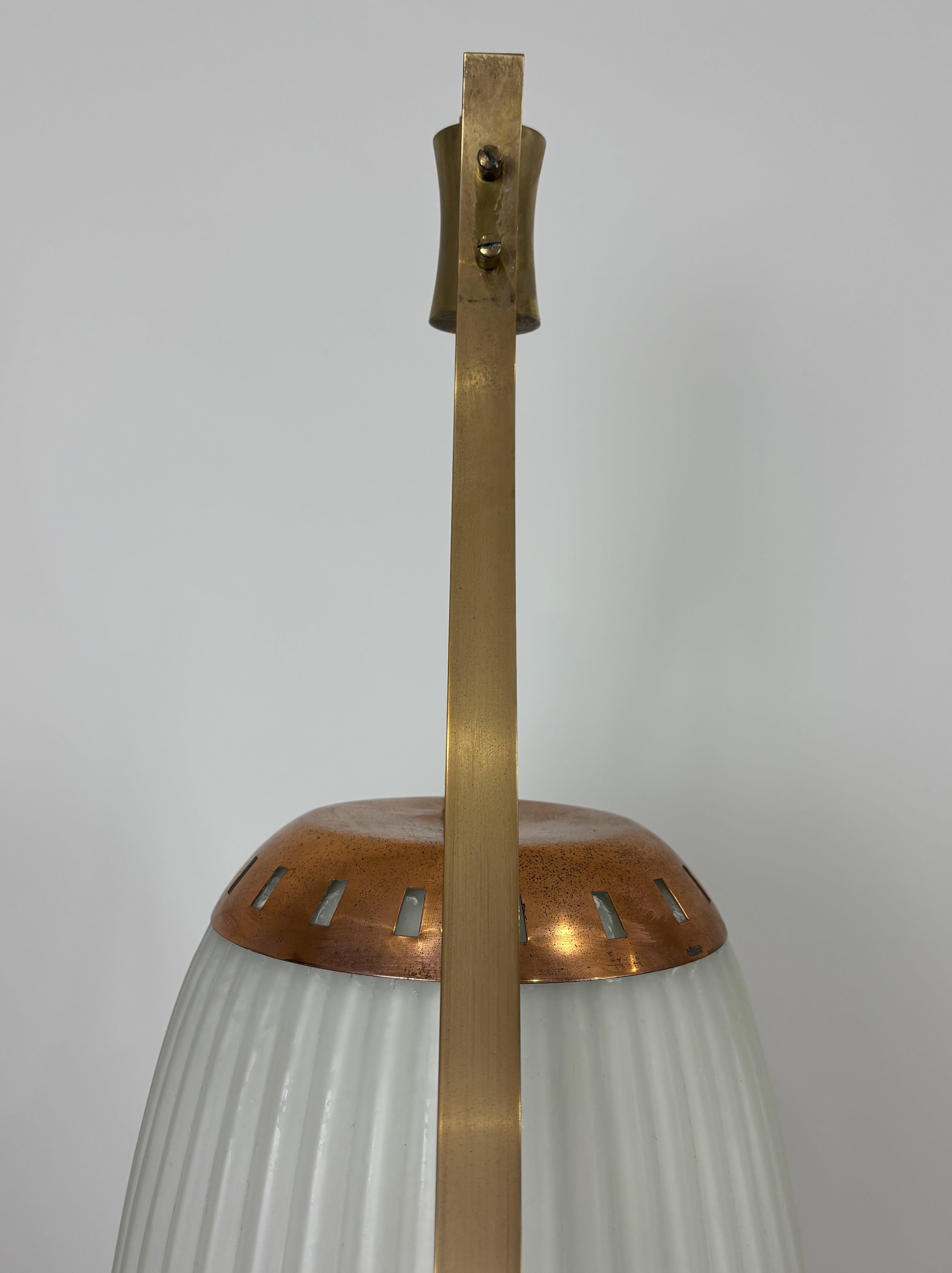 Lampadaire italien du milieu du siècle,  Laiton et Murano, attribué à A. Lelii Arredoluce en vente 10