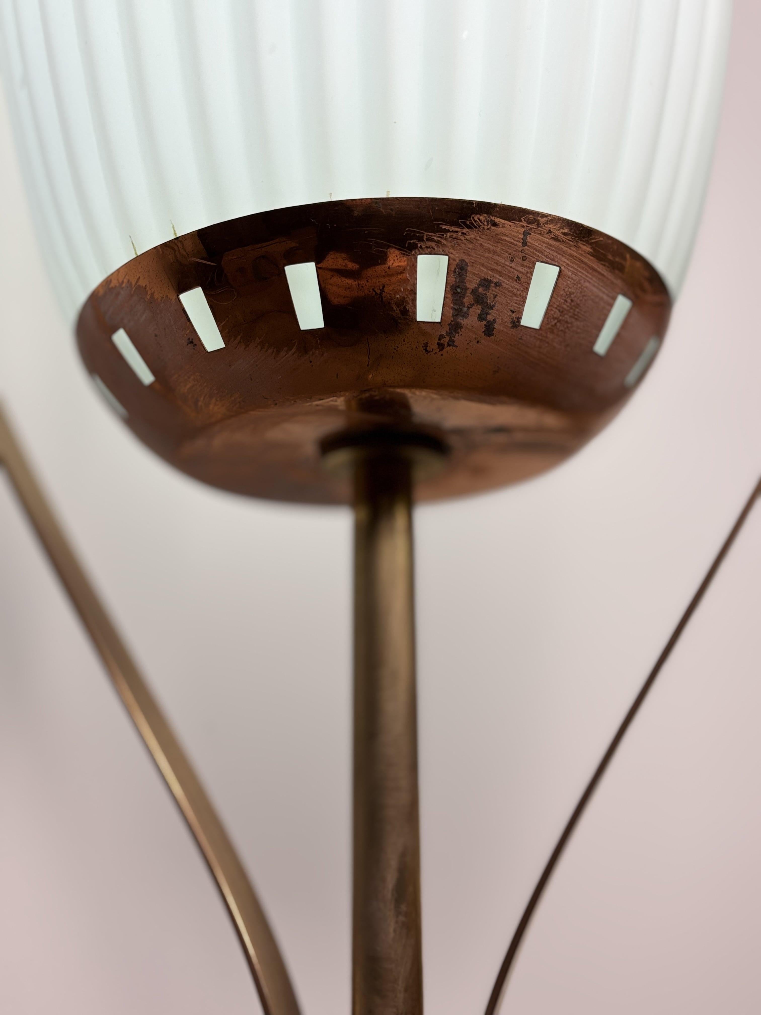 Lampadaire italien du milieu du siècle,  Laiton et Murano, attribué à A. Lelii Arredoluce en vente 2