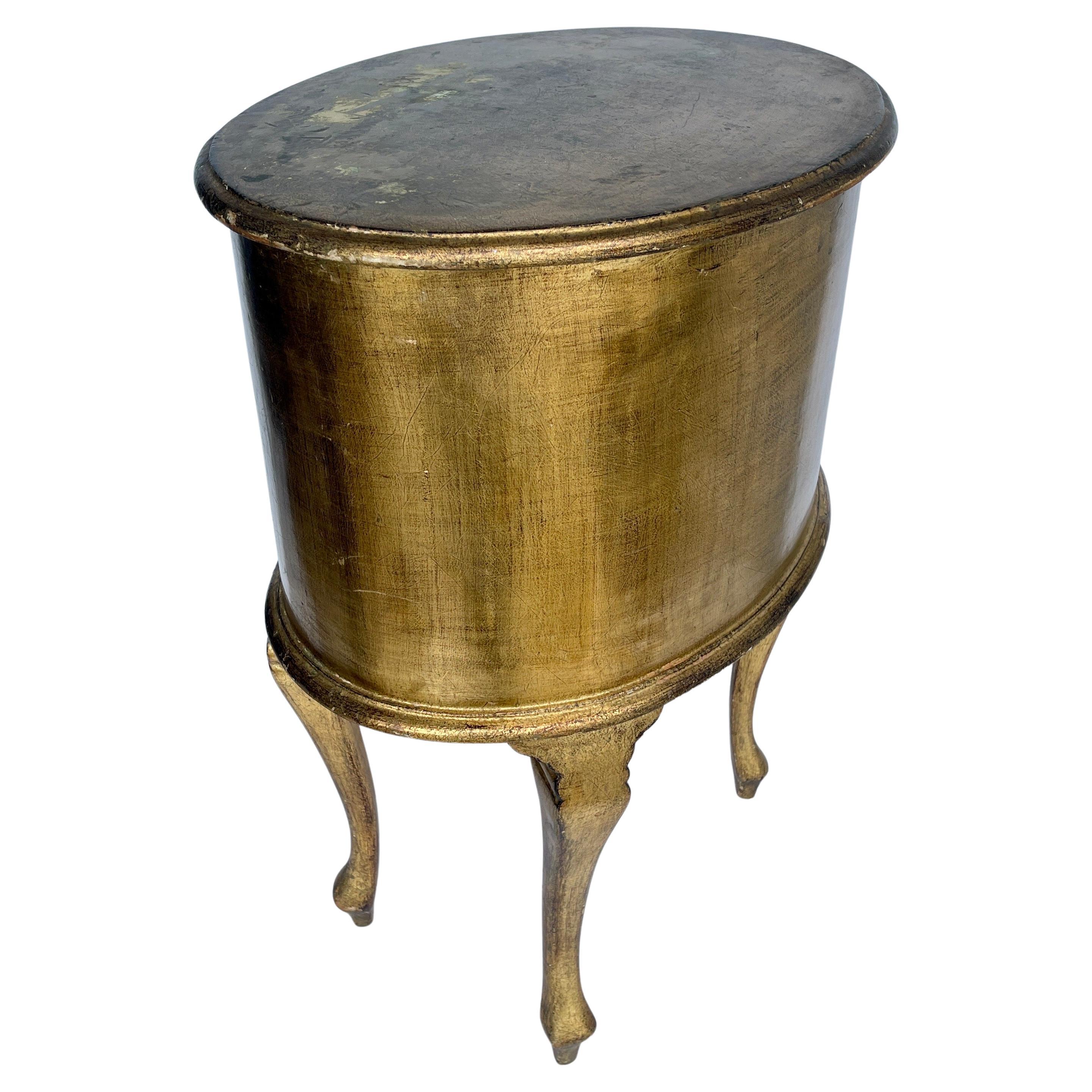 Mid-Century Italian Florentine Gilt Side Table With Drawers  In Good Condition In Haddonfield, NJ