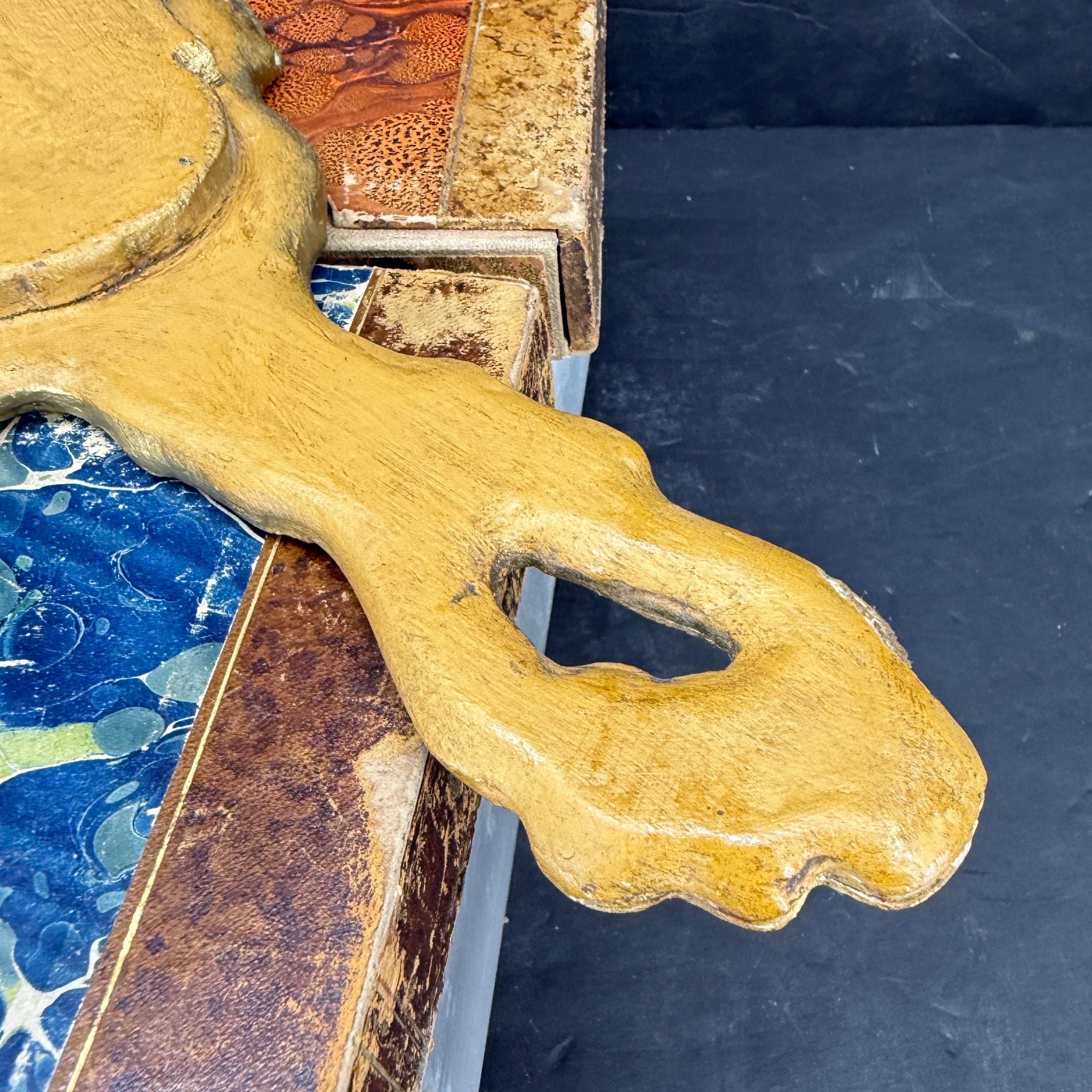 Miroir de courtoisie en bois doré Florentine, Italie du milieu du siècle en vente 2