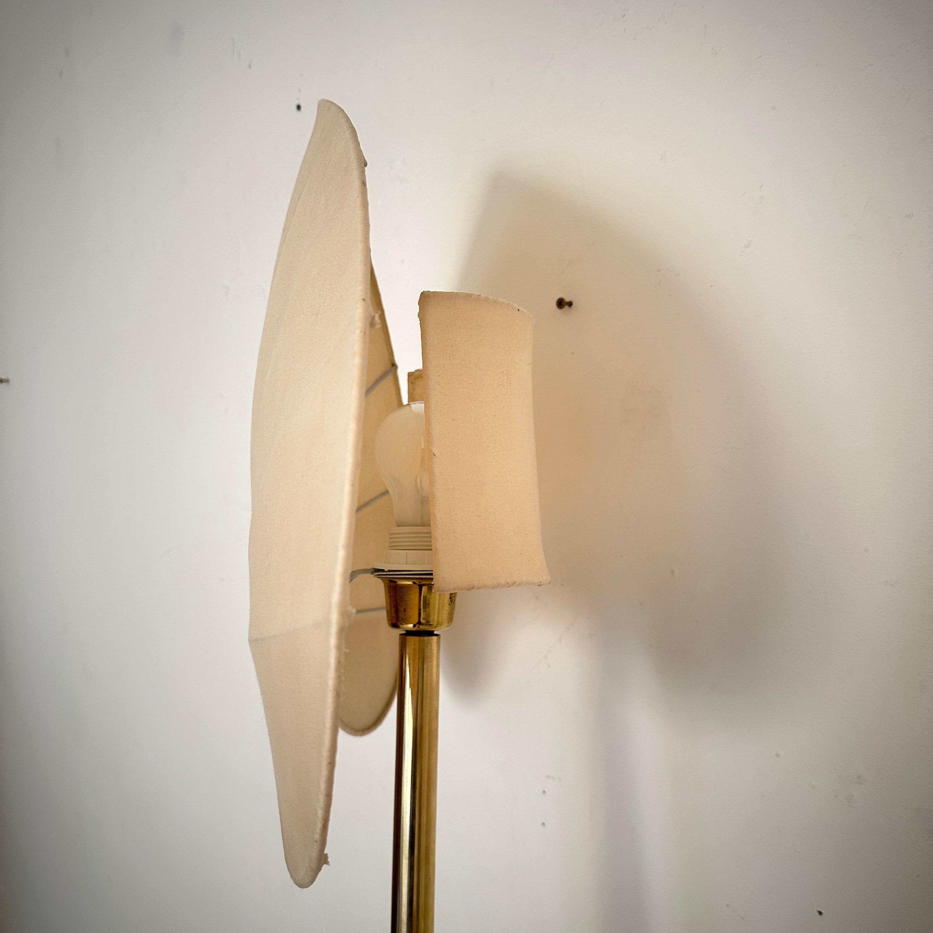 Italienische Blumen-Stehlampe aus Messing und Marmor von Antonio Pavia aus der Mitte des Jahrhunderts, 1970 im Angebot 6