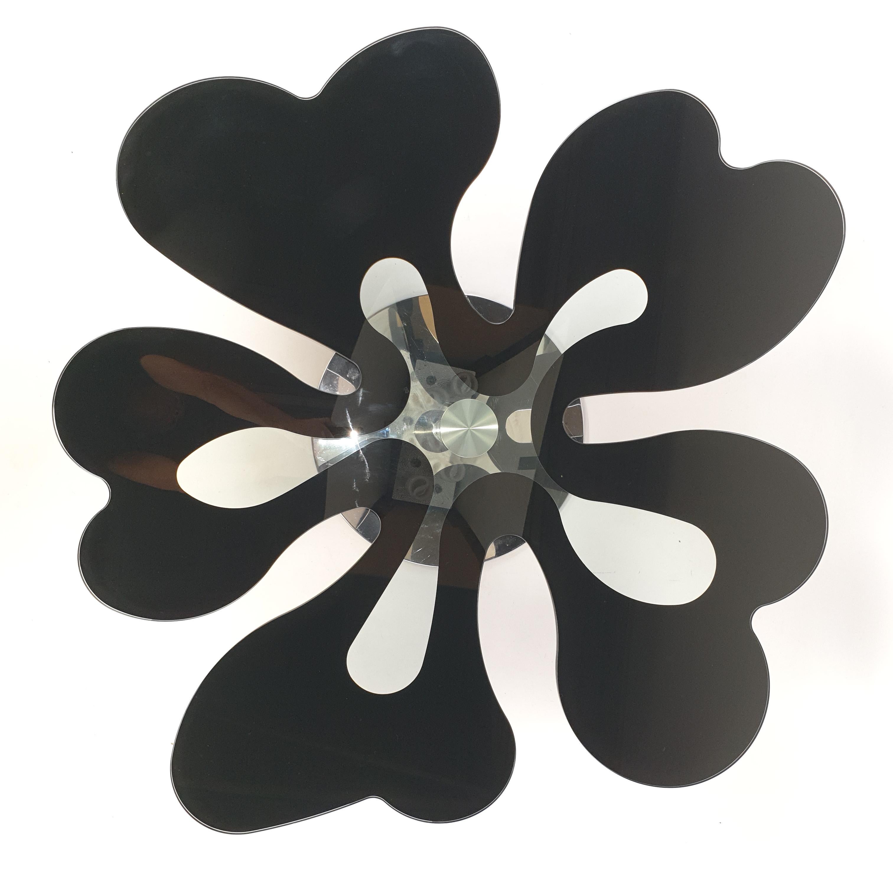 Italienischer Blumentisch aus Chrom und Glas aus der Mitte des Jahrhunderts, 1980er Jahre im Angebot 3