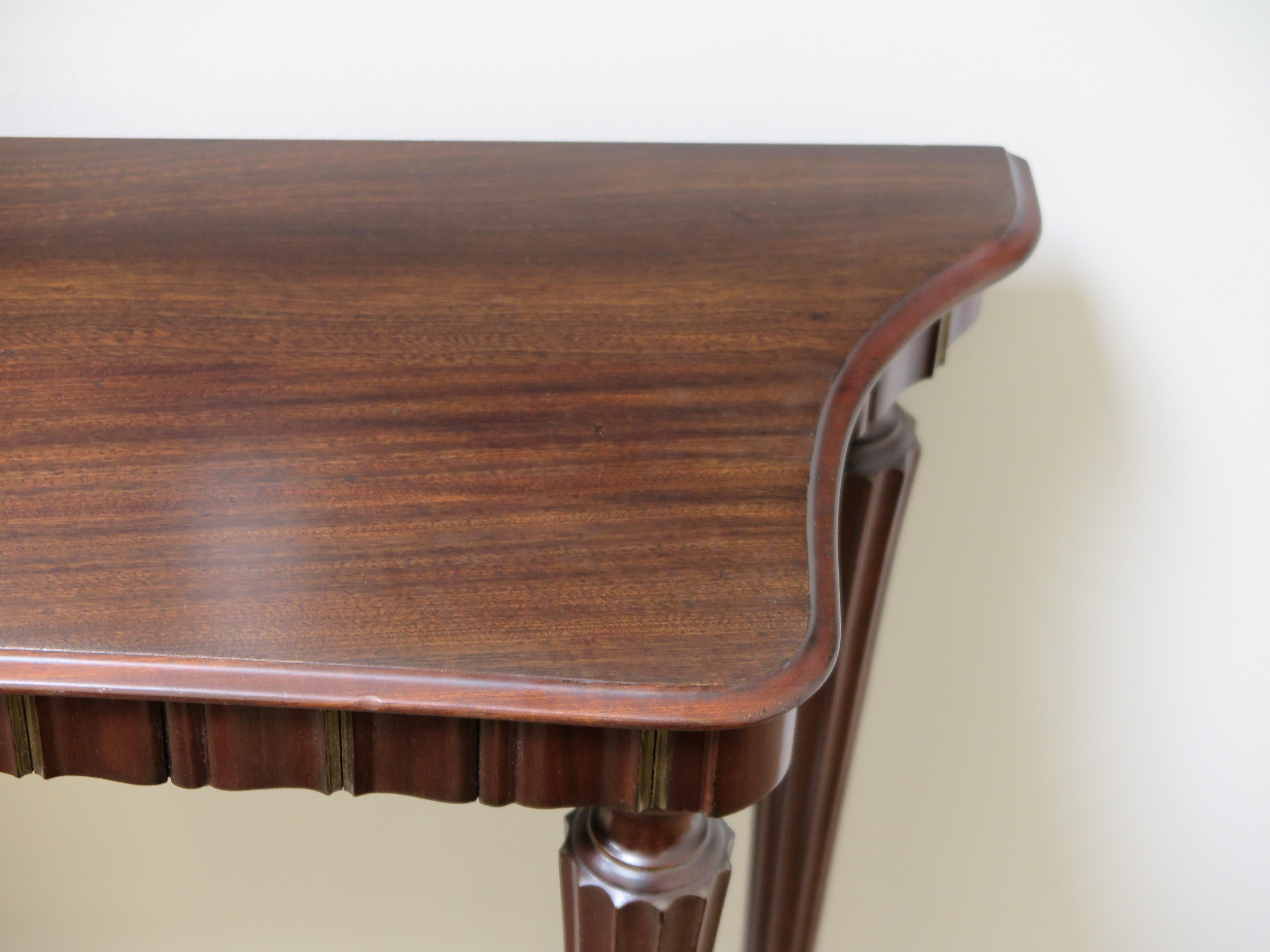 20th Century Mid-Century Italian Fluted Console in Mahogany For Sale