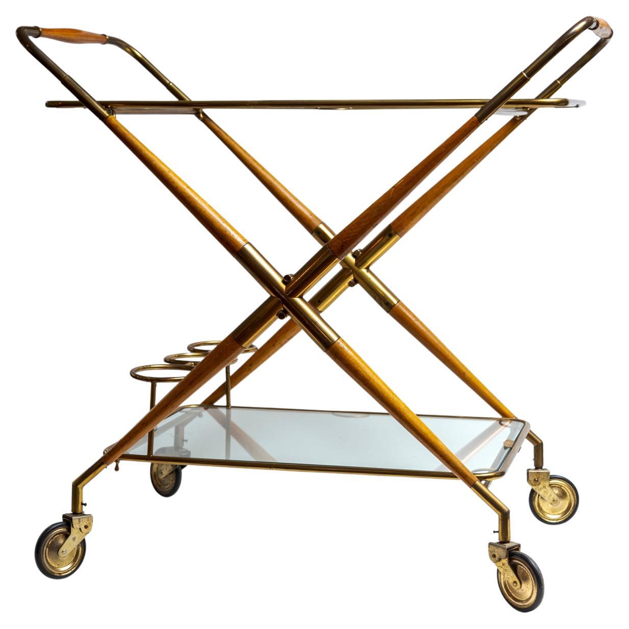 Mid-Century moderno Carrello da bar in ottone Foldes di Cesare Lacca, metà del secolo scorso in vendita