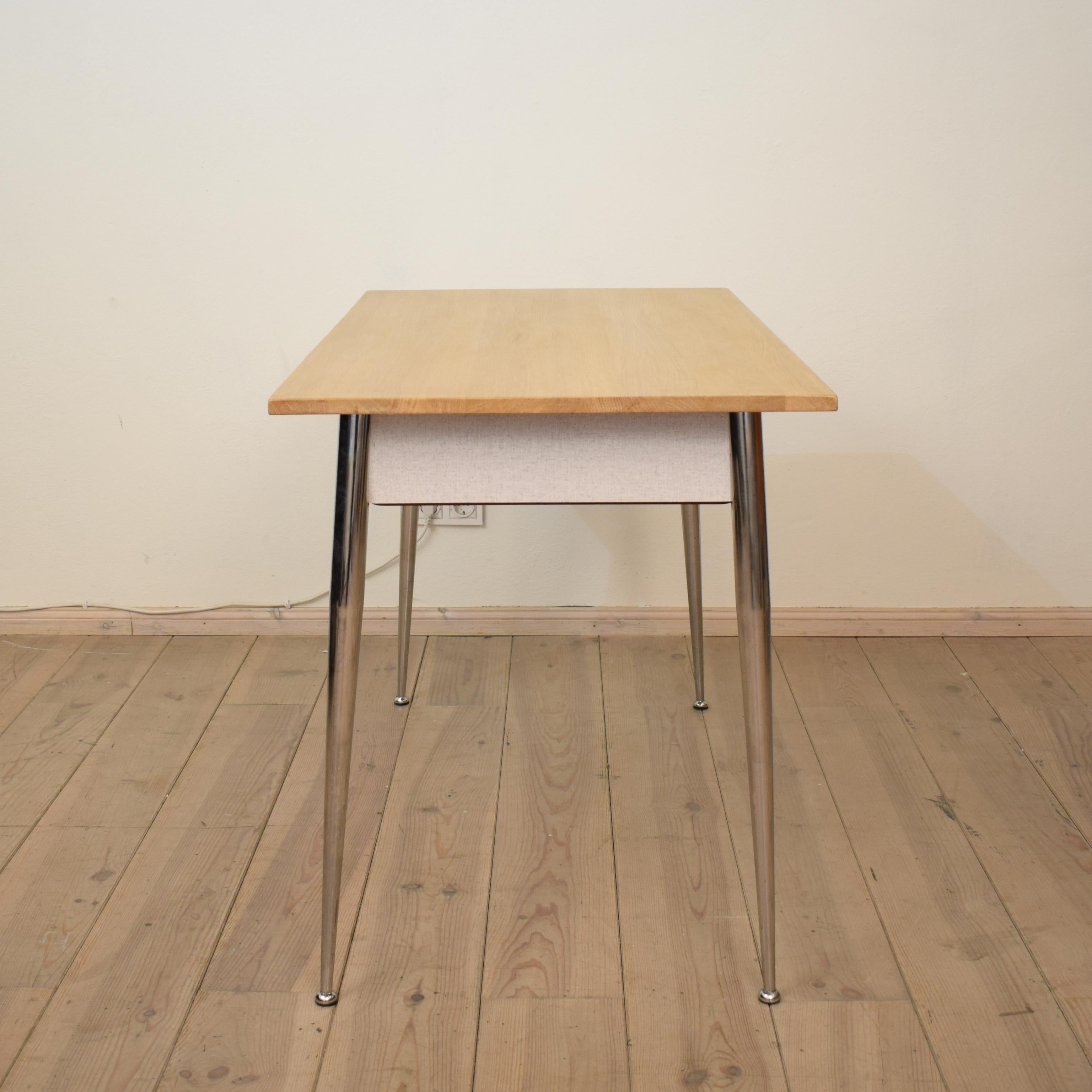 Midcentury Italian Formica Kitchen Pasta Table with Tapered Chrome Legs, 1950 For Sale 1