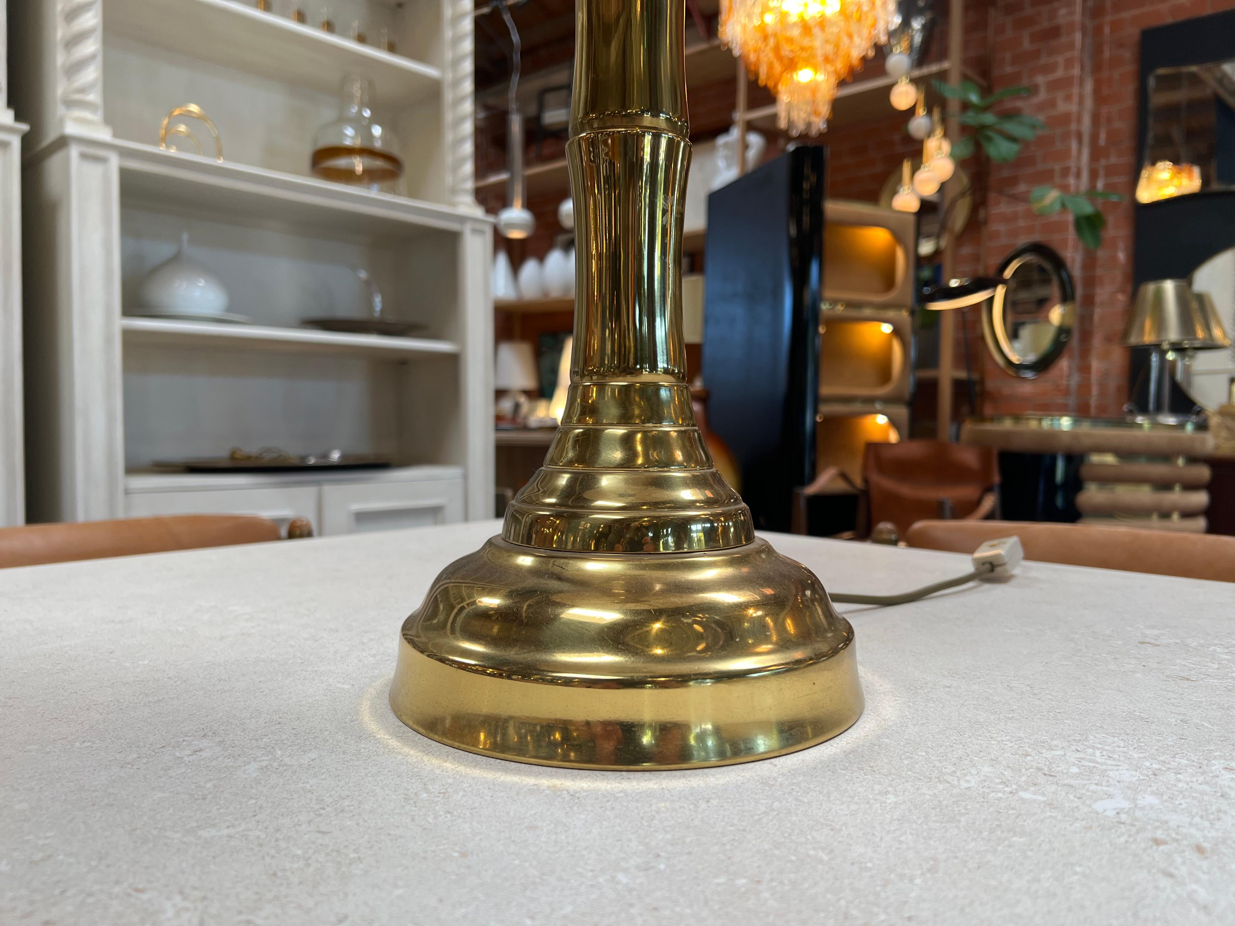 Mid Century Italian Fully Brass Table Lamp 1970s In Good Condition For Sale In Los Angeles, CA