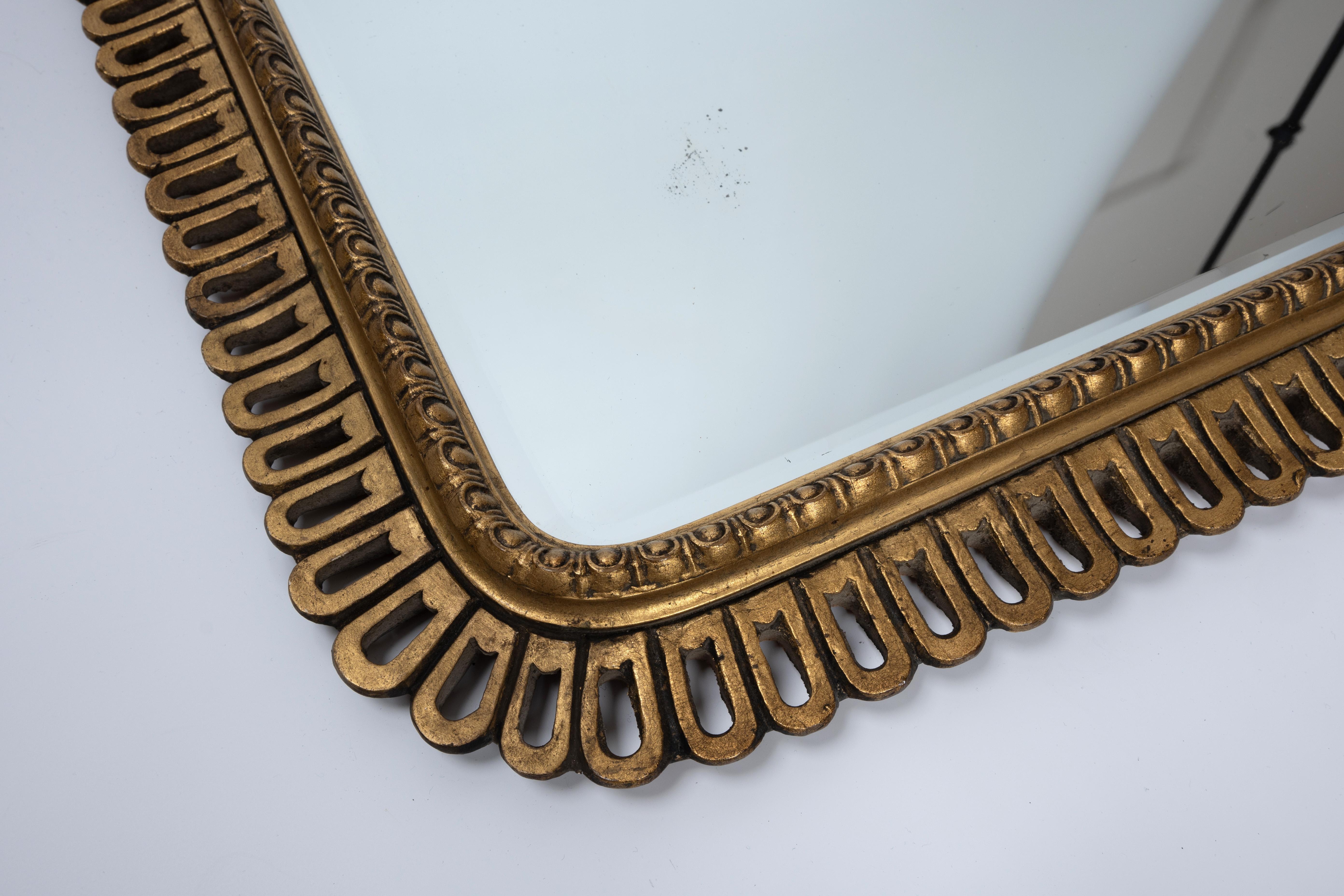 Mid Century Italian Gilt Scalloped Edge Rectangular Mirror C.1950 For Sale 1