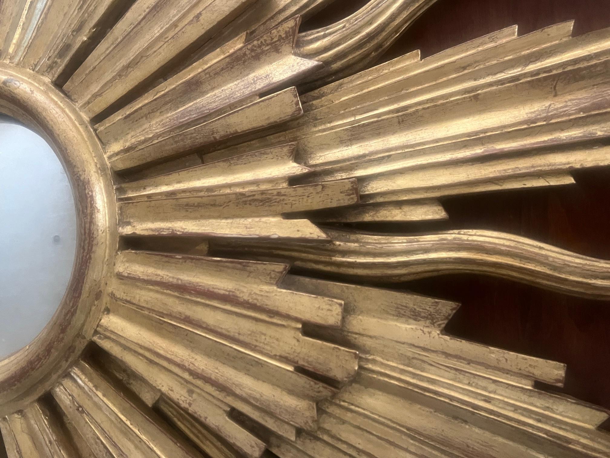 Miroir en bois doré du milieu du siècle ensoleillé Bon état - En vente à Ross, CA
