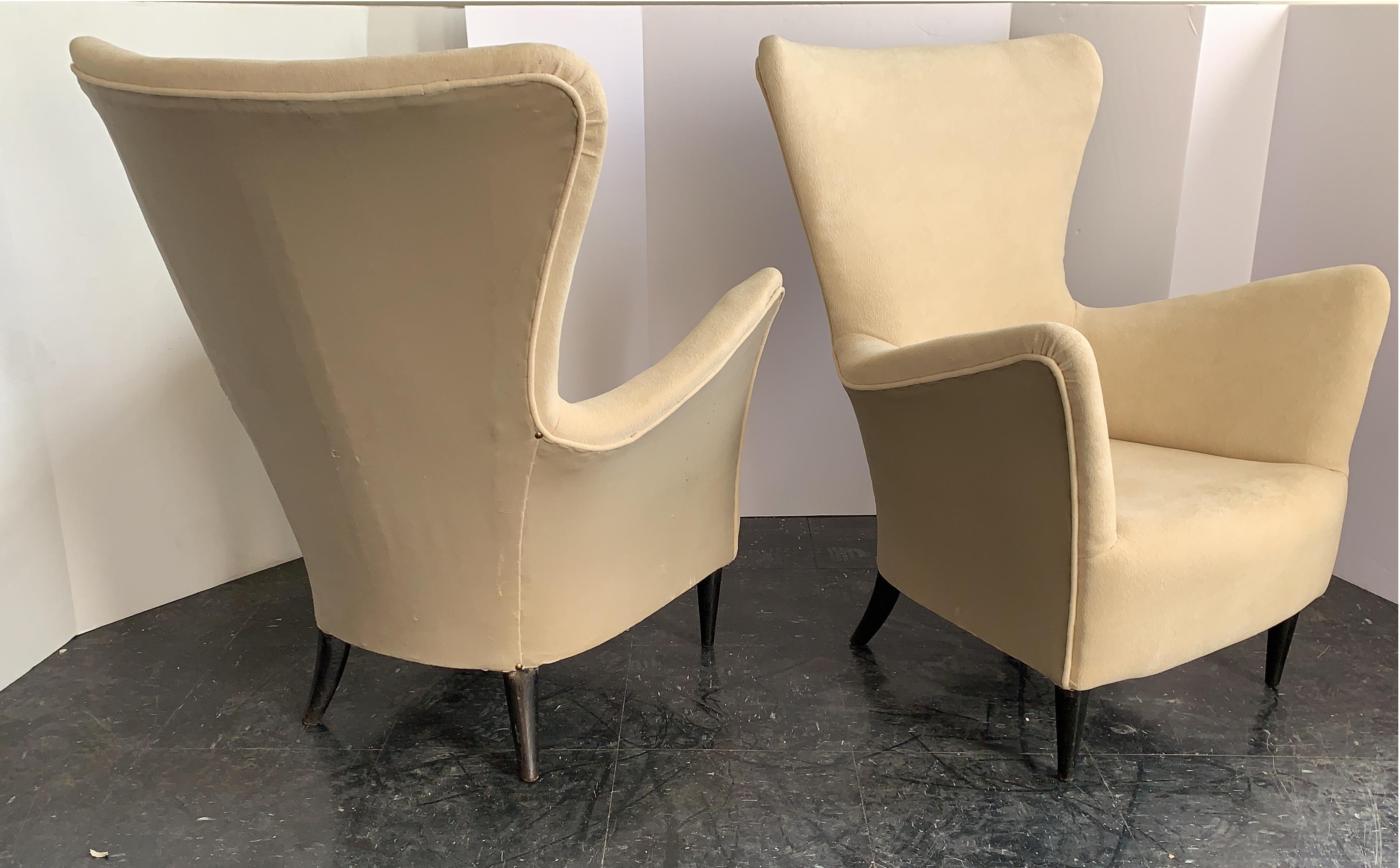 Midcentury Italian Gio Ponti Armchairs with Later Upholstery 7