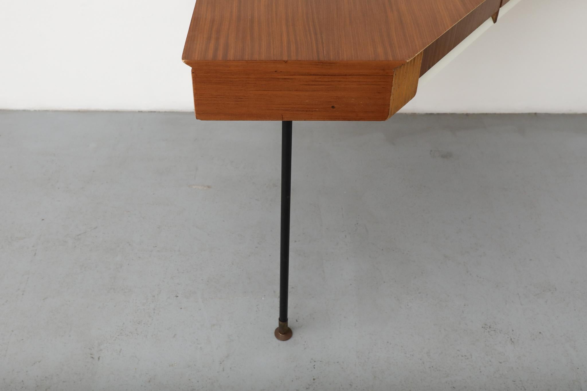 Mid-Century Italian Gio Ponti Style Wall-Mount Teak Triangular Desk For Sale 13