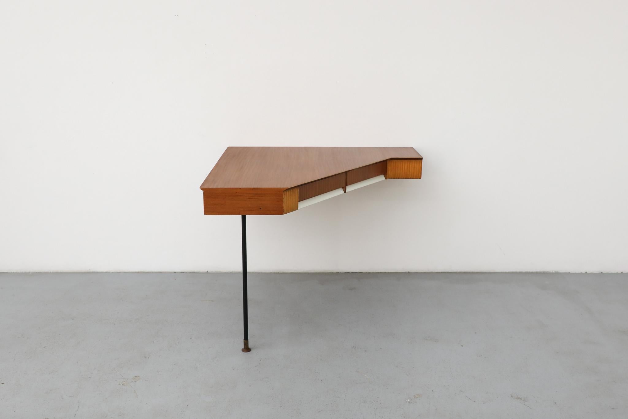 Mid-Century Modern Mid-Century Italian Gio Ponti Style Wall-Mount Teak Triangular Desk For Sale