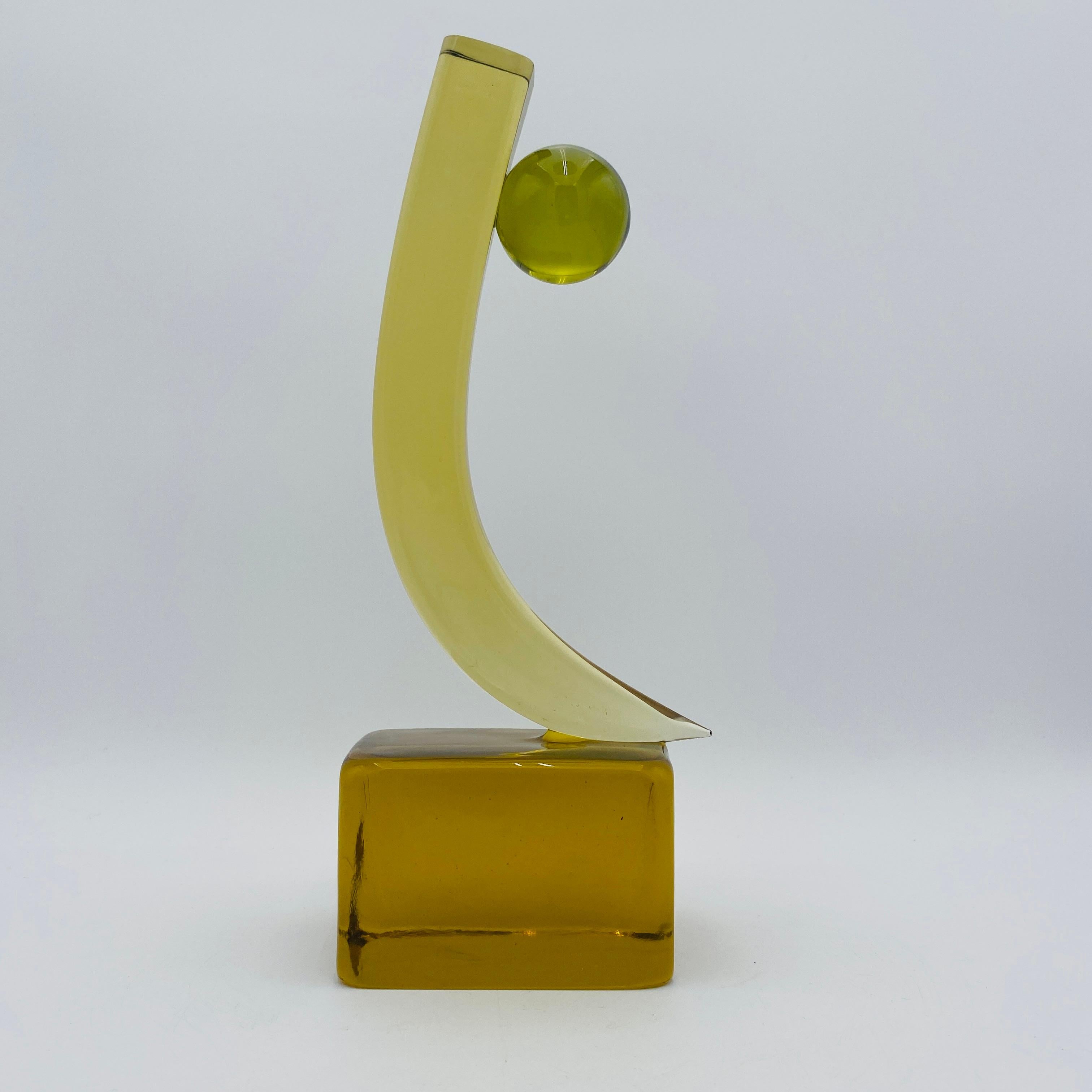 Escultura abstracta de cristal italiano de mediados de siglo Hecho a mano en venta