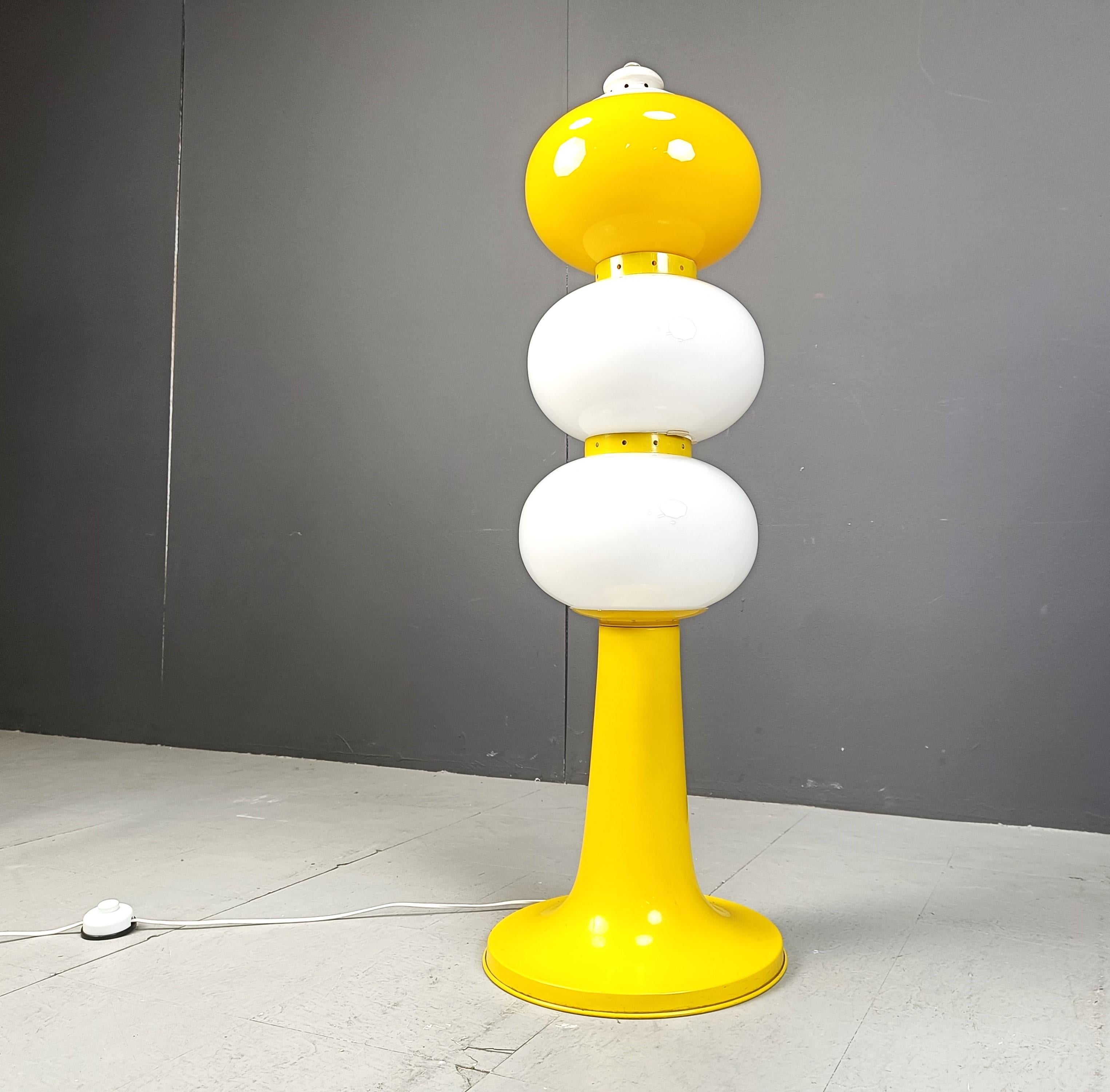 Glass Mid century Italian glass floor lamp, 1960s For Sale