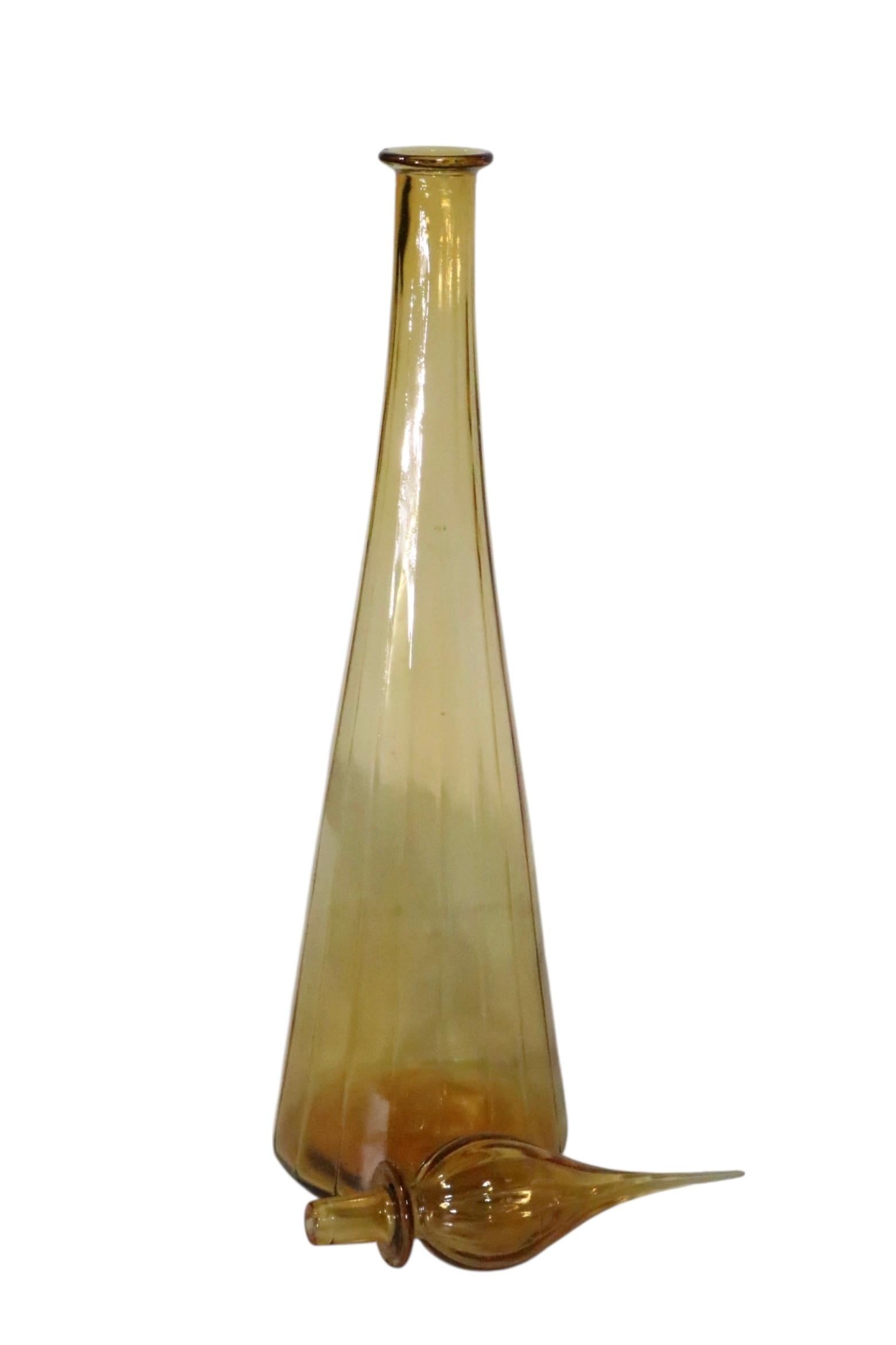 Botella Genio de cristal italiano de mediados de siglo, de Empoli en Bueno estado para la venta en New York, NY