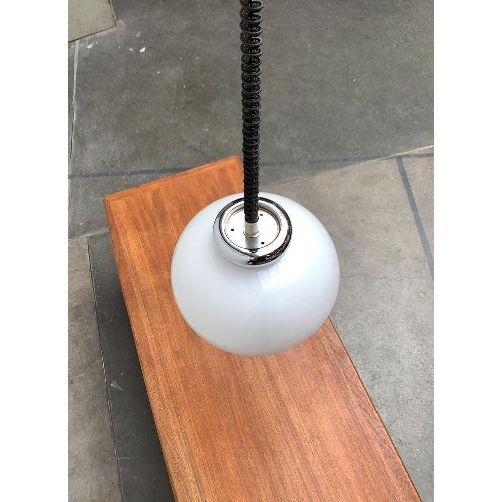 Lampada a sospensione in vetro italiana di metà secolo, anni '60 in vendita 5