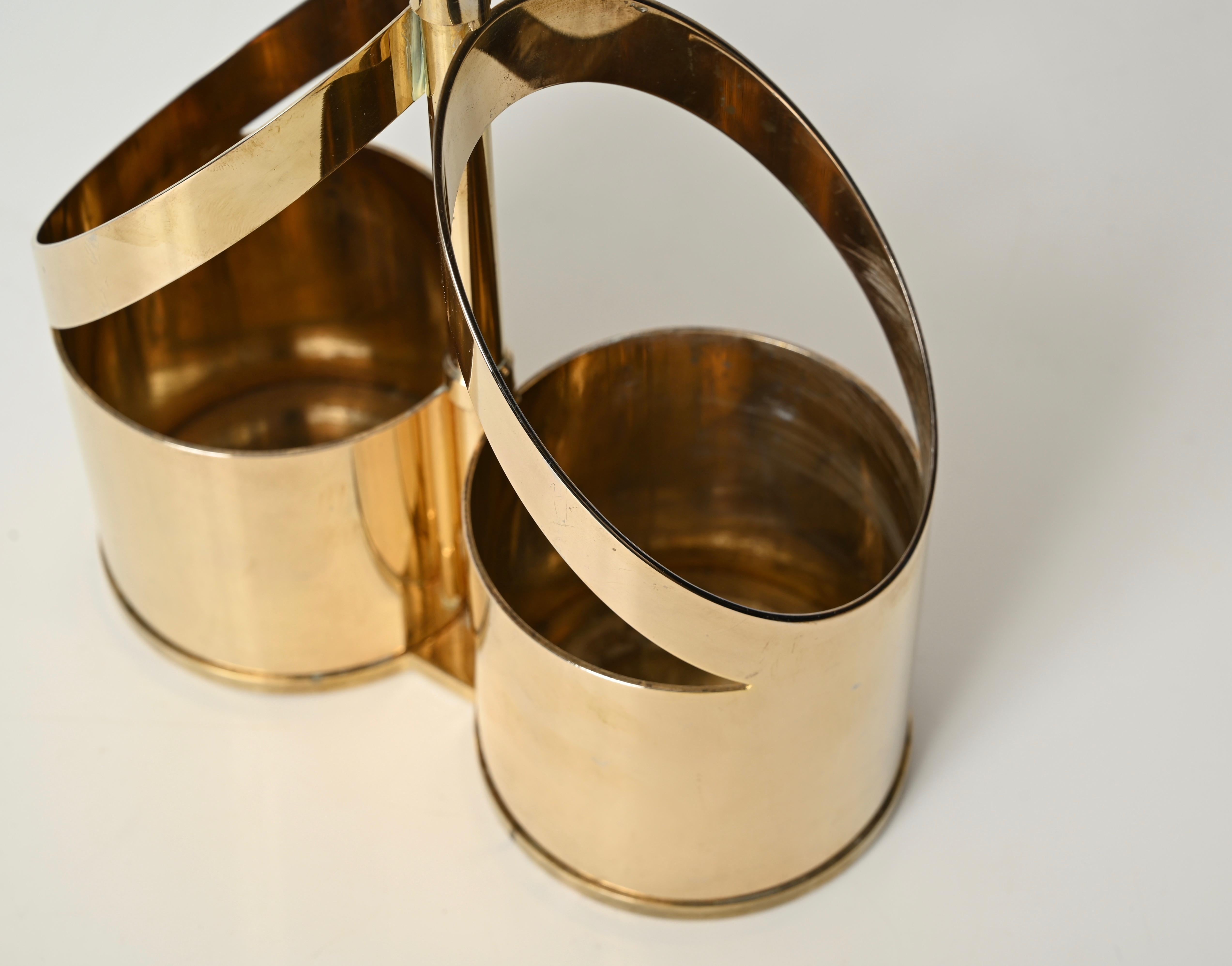 Porte-bouteilles de vin italien du milieu du siècle dernier en laiton doré signé par Cassetti, Italie 1970 en vente 9
