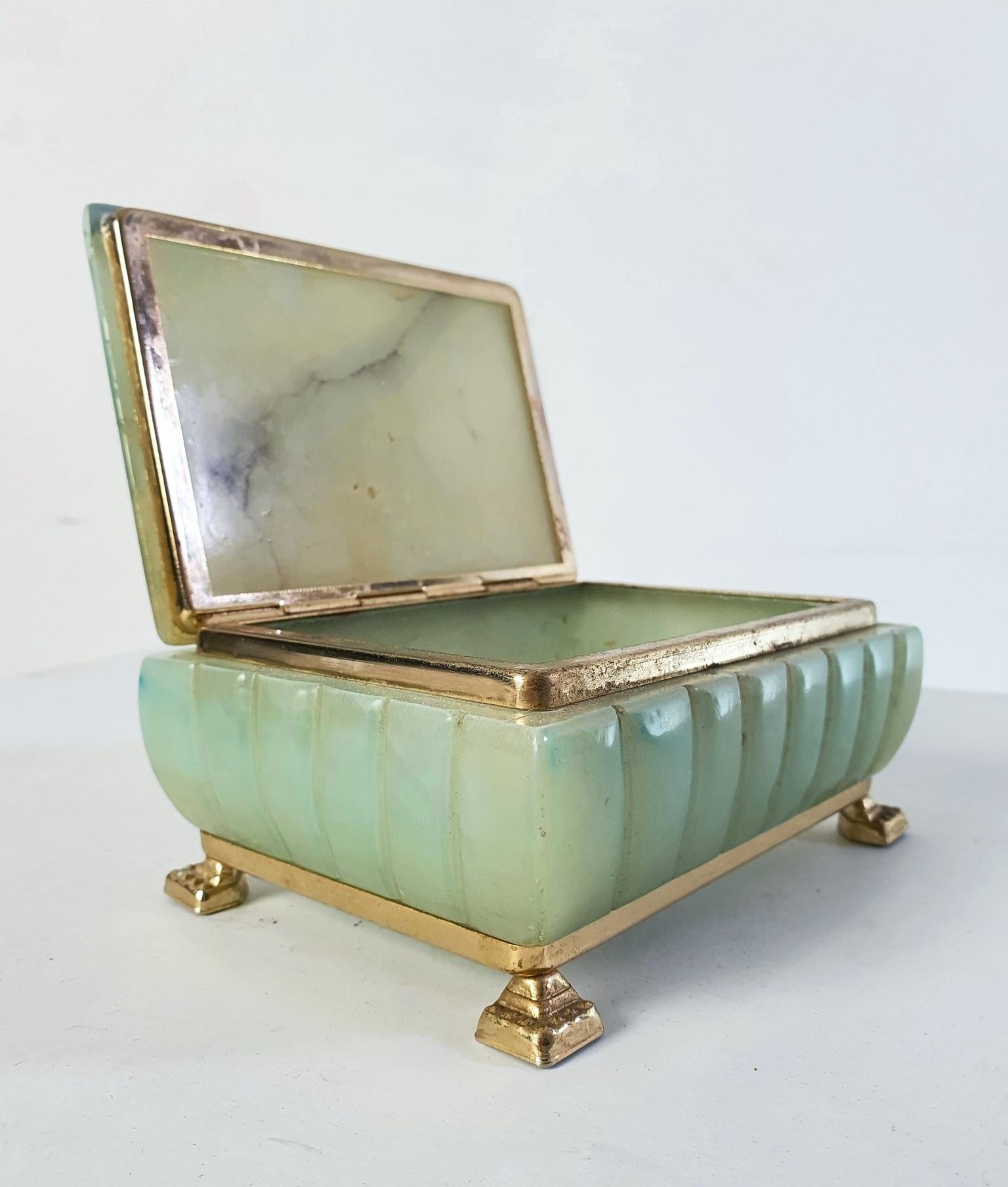 Mid Century Italian Green Alabaster Marble Box In Good Condition In Albano Laziale, Rome/Lazio