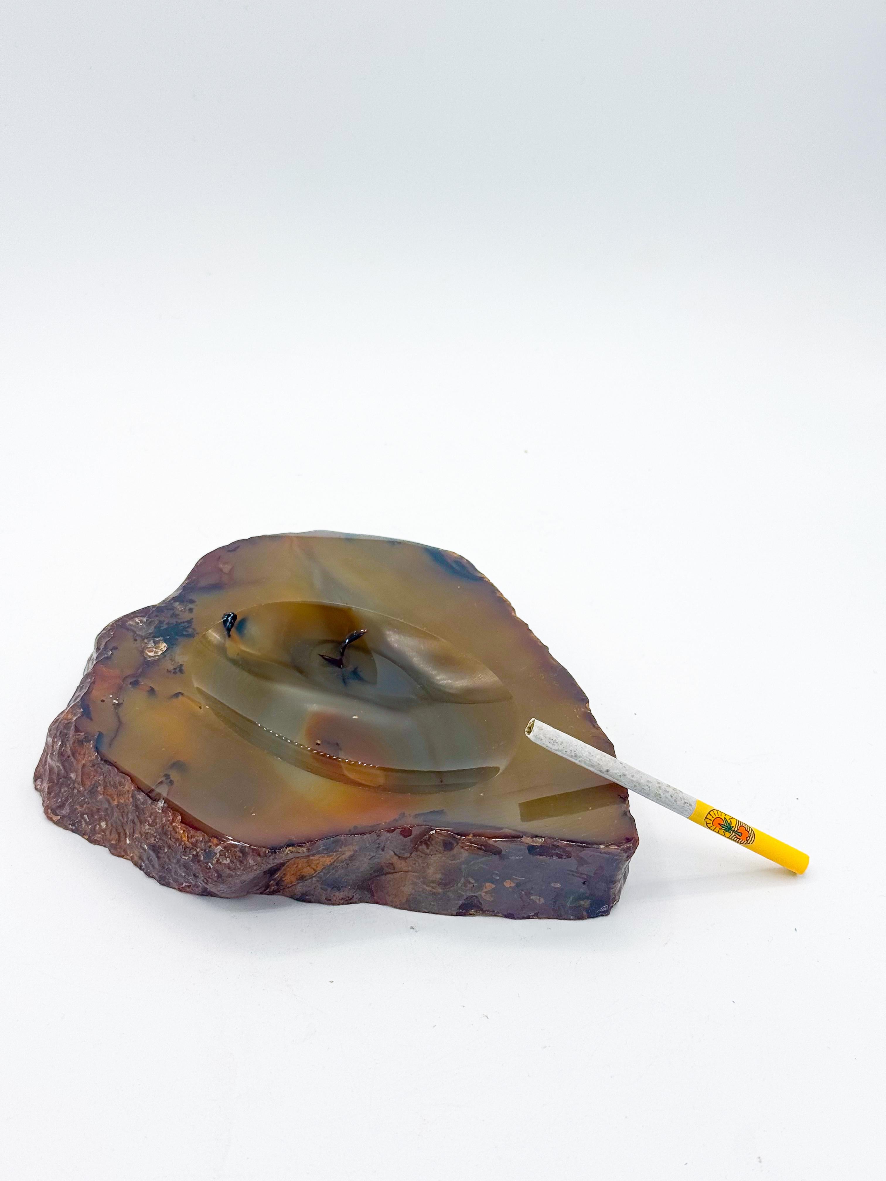 Agate Cendrier ou Vide-Poche italien du milieu du siècle en agate verte et brune, années 1950 en vente