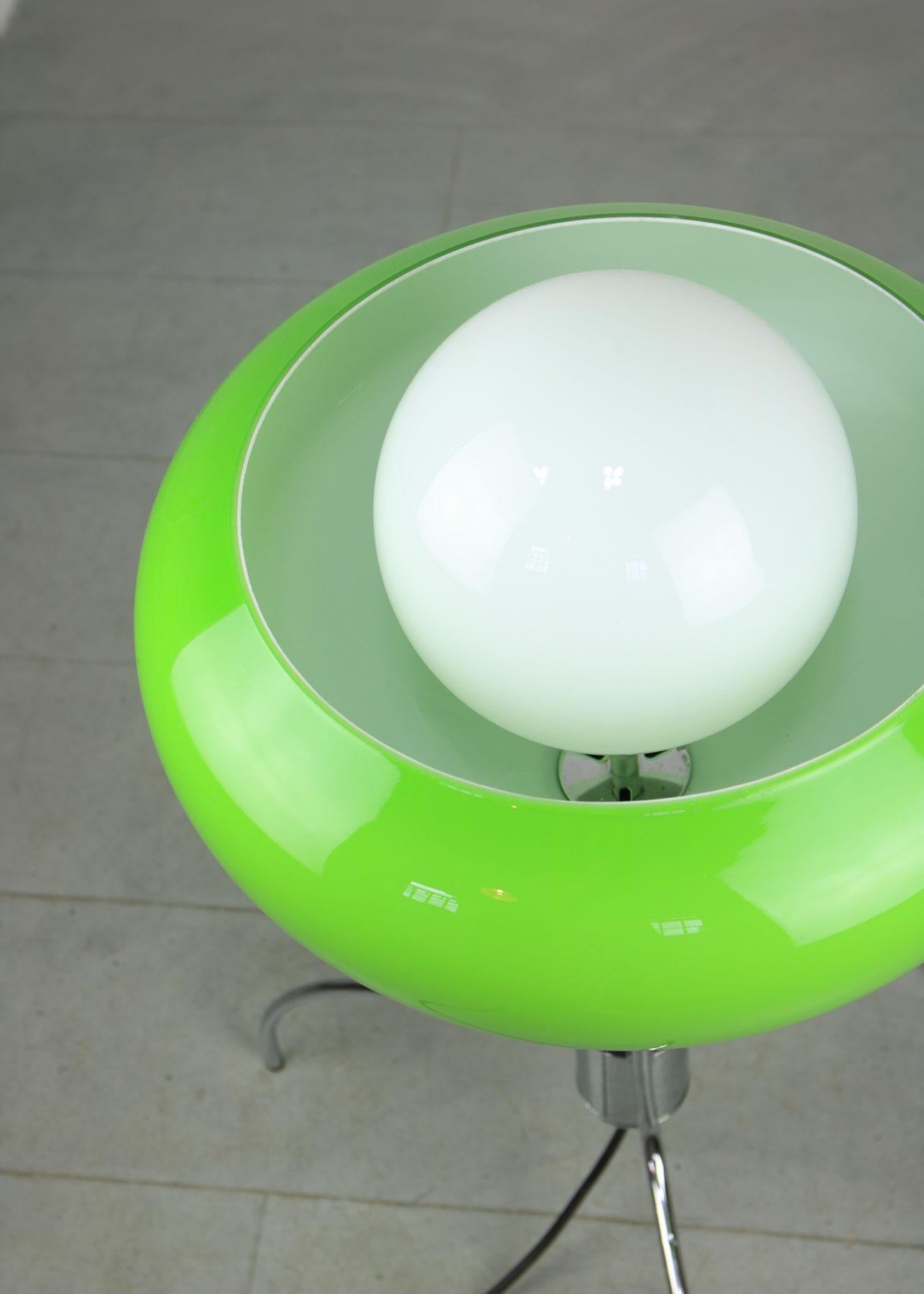 Mid-Century Italian Green Glass Floor Lamp For Sale 1