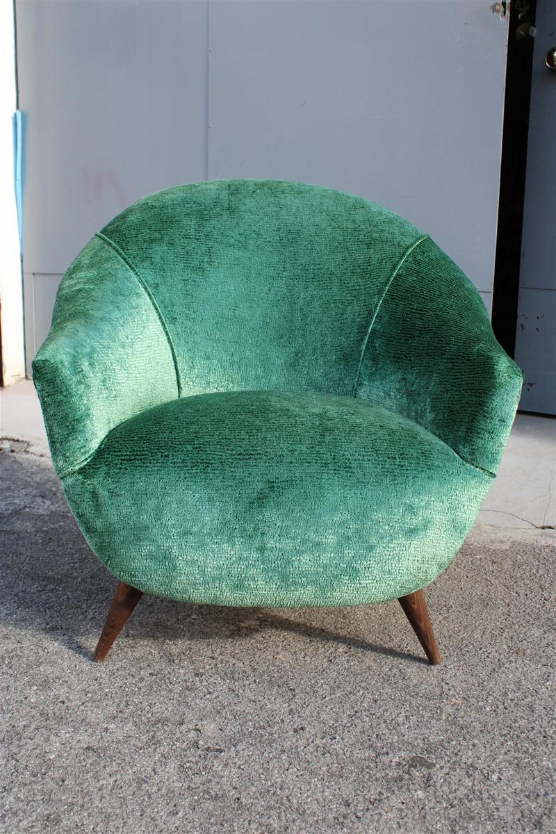 Mid-Century Italian Green Velvet Armchair Ico Parisi Style, 1950s For Sale 1