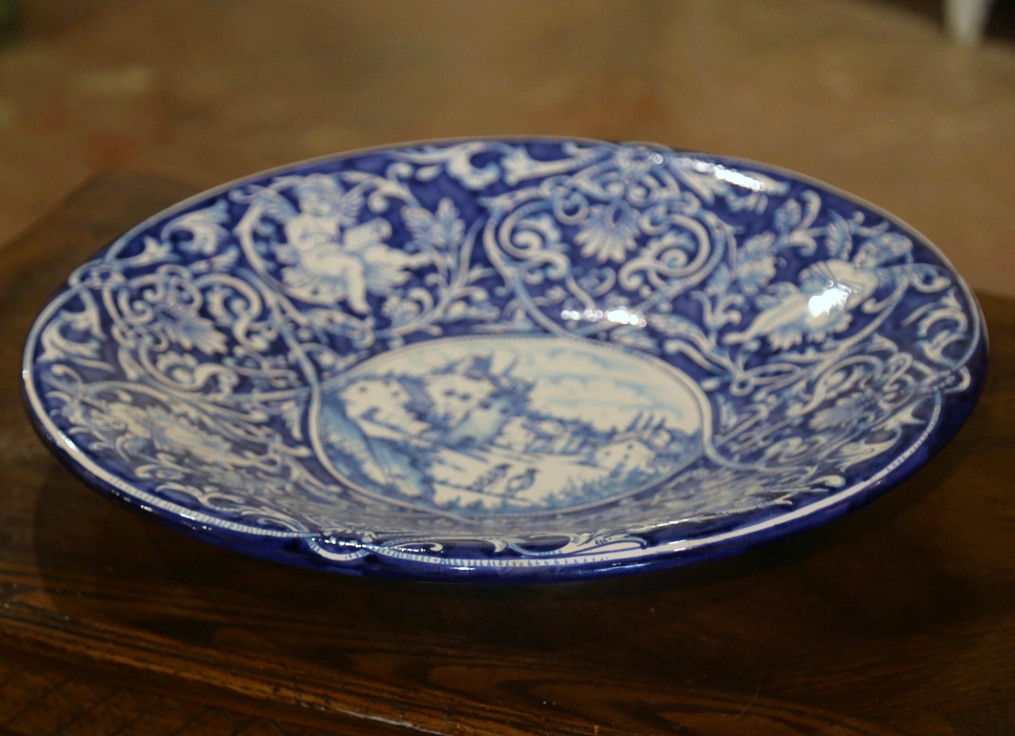 Mid-Century Italian Hand Painted Blue and White Faience Platter Delft Style For Sale 3