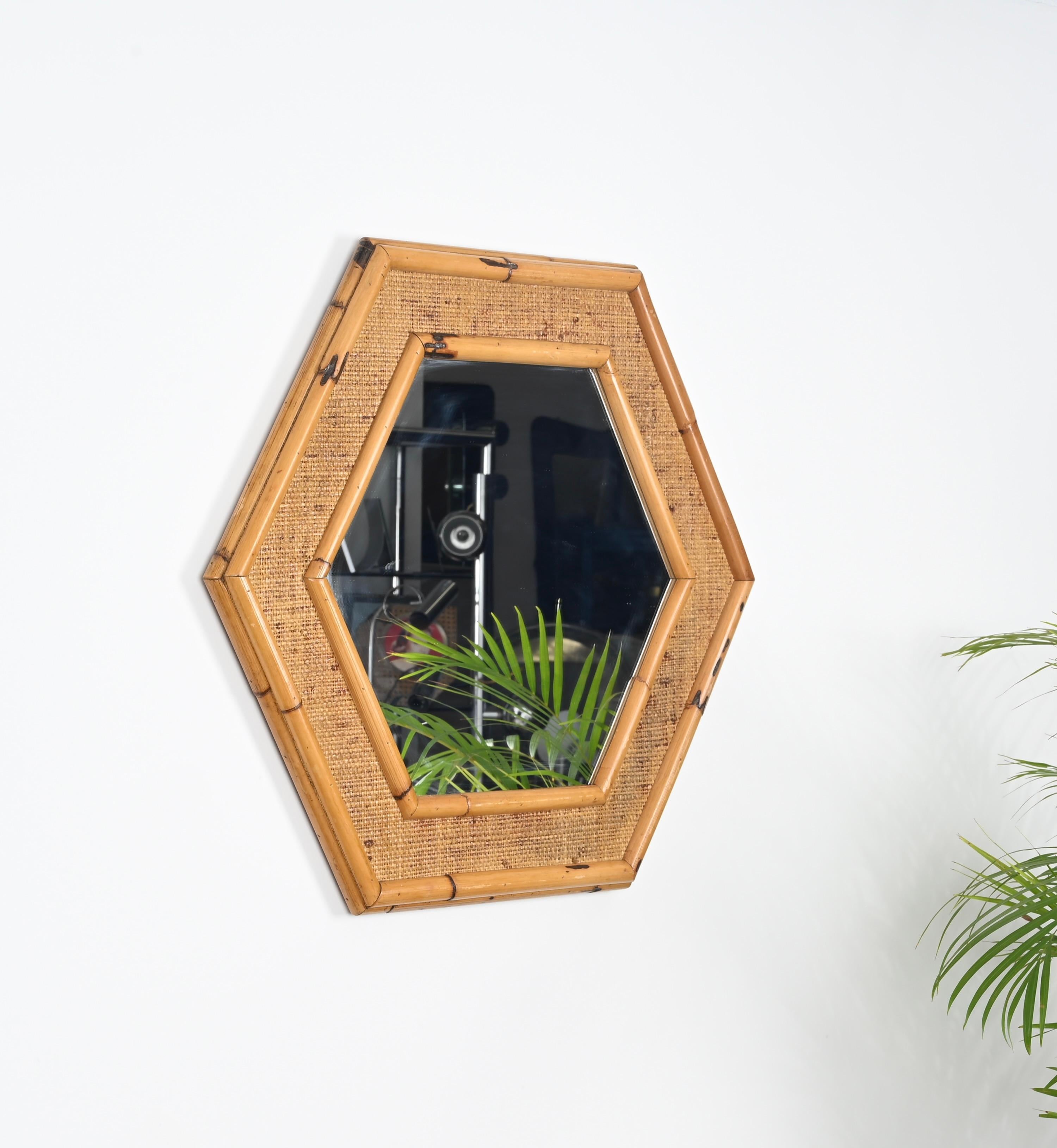 Mid-Century Italian Hexagonal Mirror in Rattam and Bamboo, Italy 1970s For Sale 4