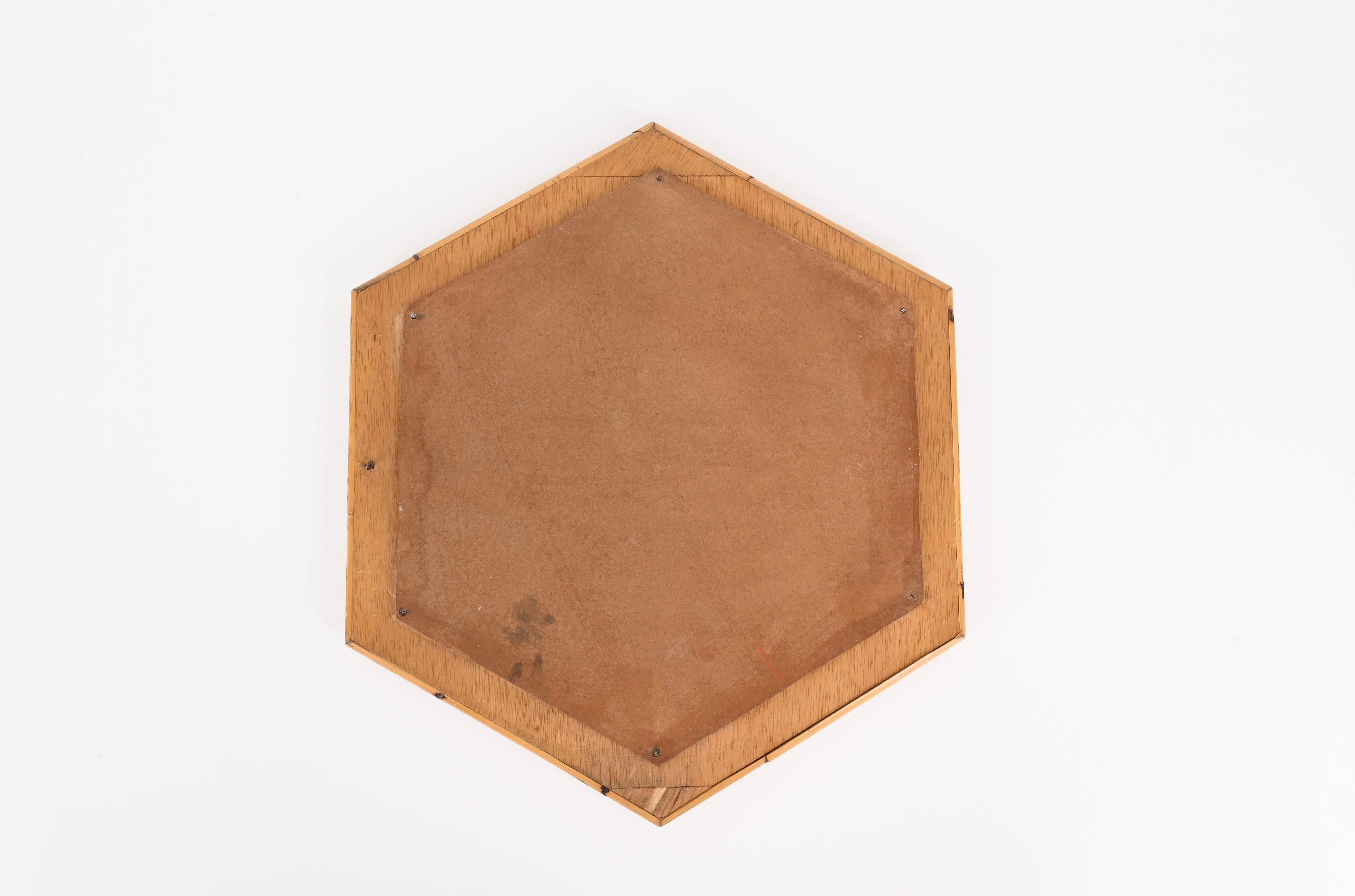 Mid-Century Italian Hexagonal Mirror in Rattam and Bamboo, Italy 1970s For Sale 1