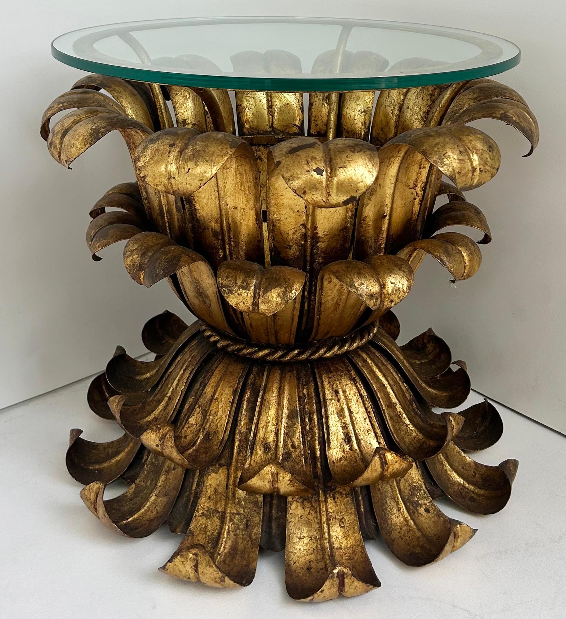 20th Century Mid-century Italian Hollywood Regency Gilt Tole Side Table with Glass Top For Sale