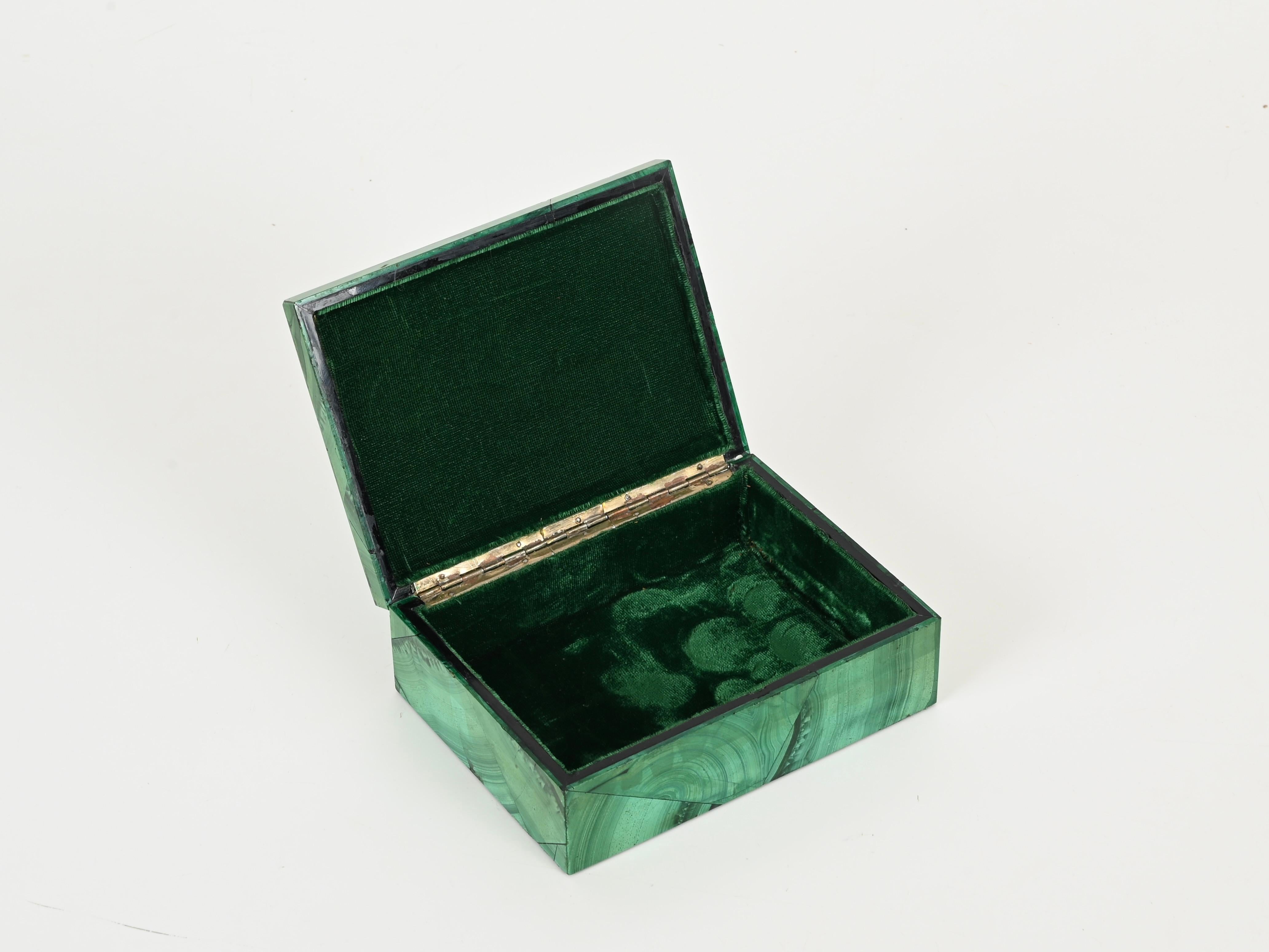 Scatola decorativa per gioielli italiana di metà secolo in marmo verde malachite, anni '50 in vendita 1