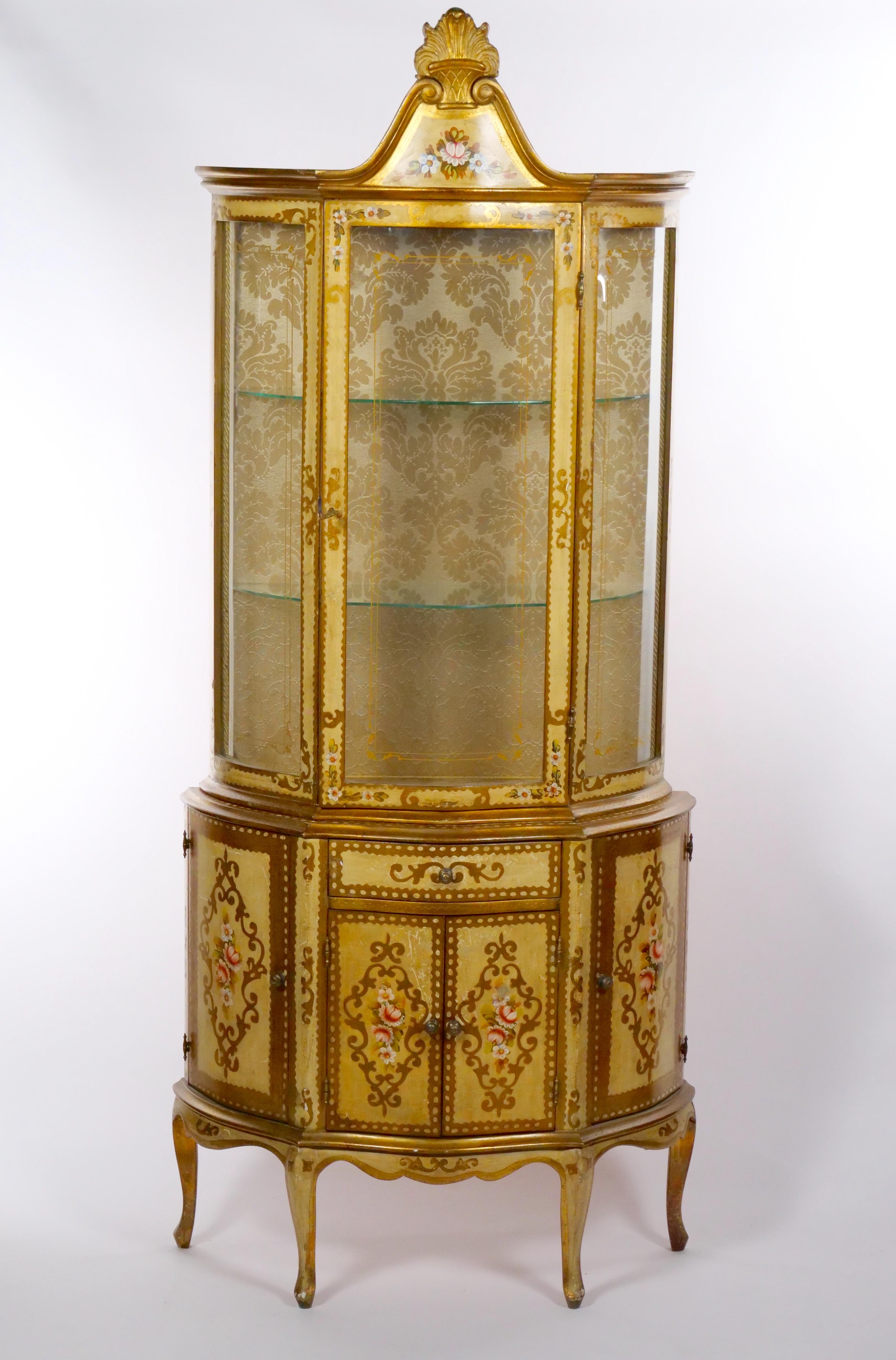 Hand-Carved Mid-Century Italian Lacquered Hand Painted Gold Wood  Vitrine For Sale
