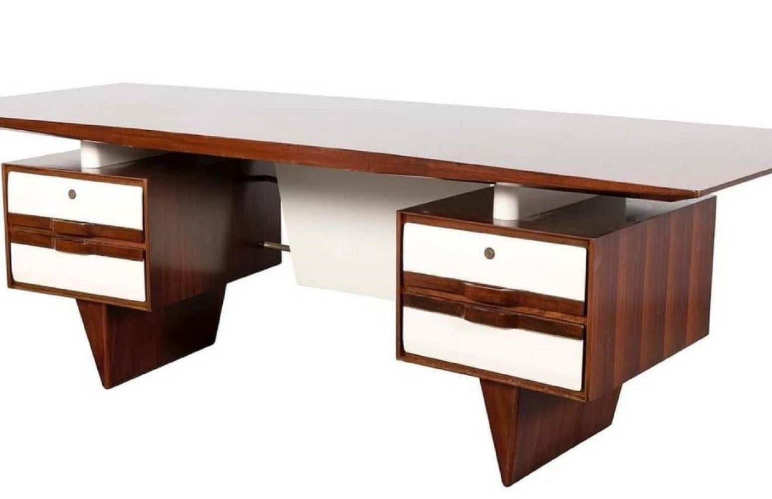 Mid Century Italian Large Desk from the 50ties For Sale 9