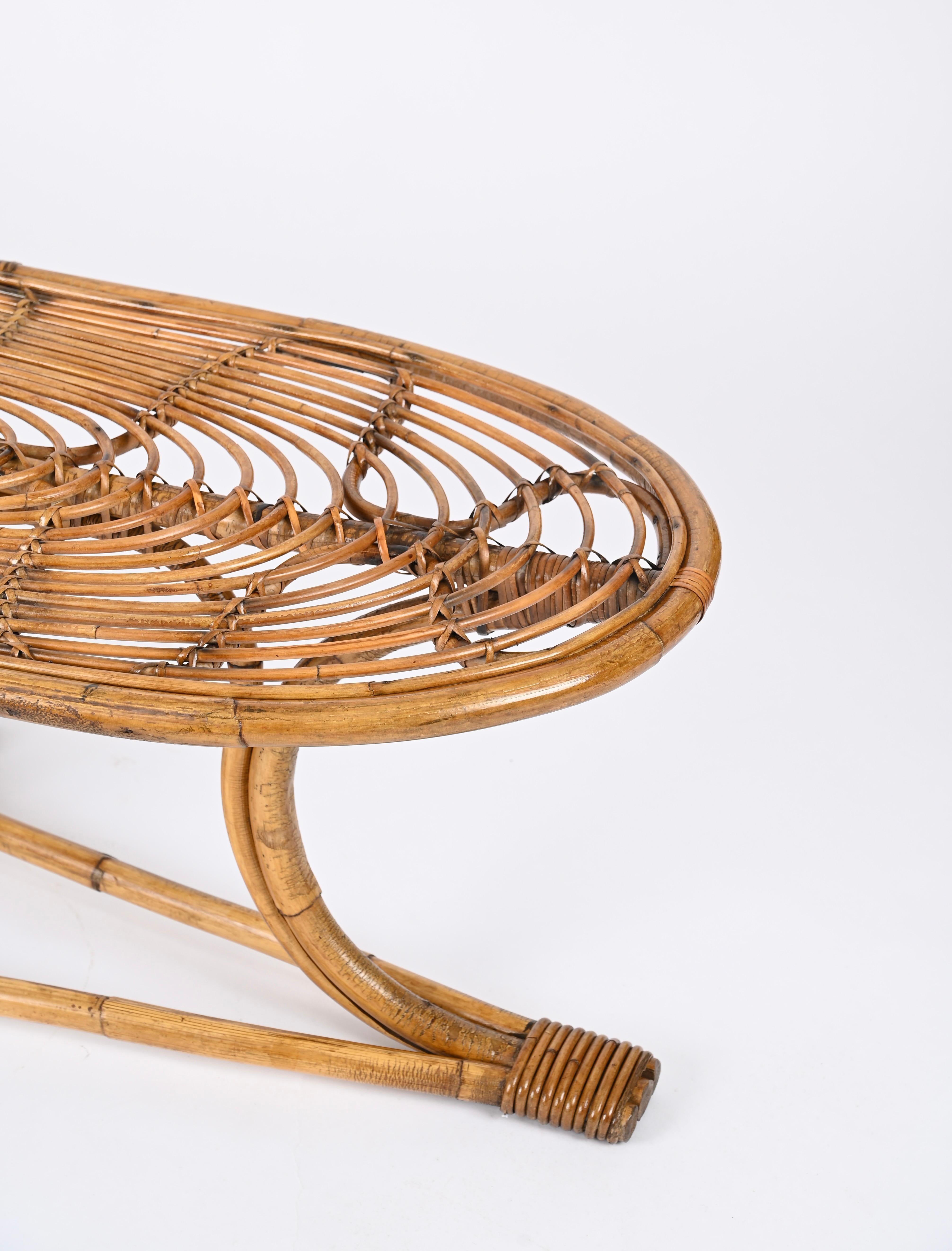 Mid-Century Italian Large Oval Bamboo and Rattan Coffee Table, Italy 1970s For Sale 10