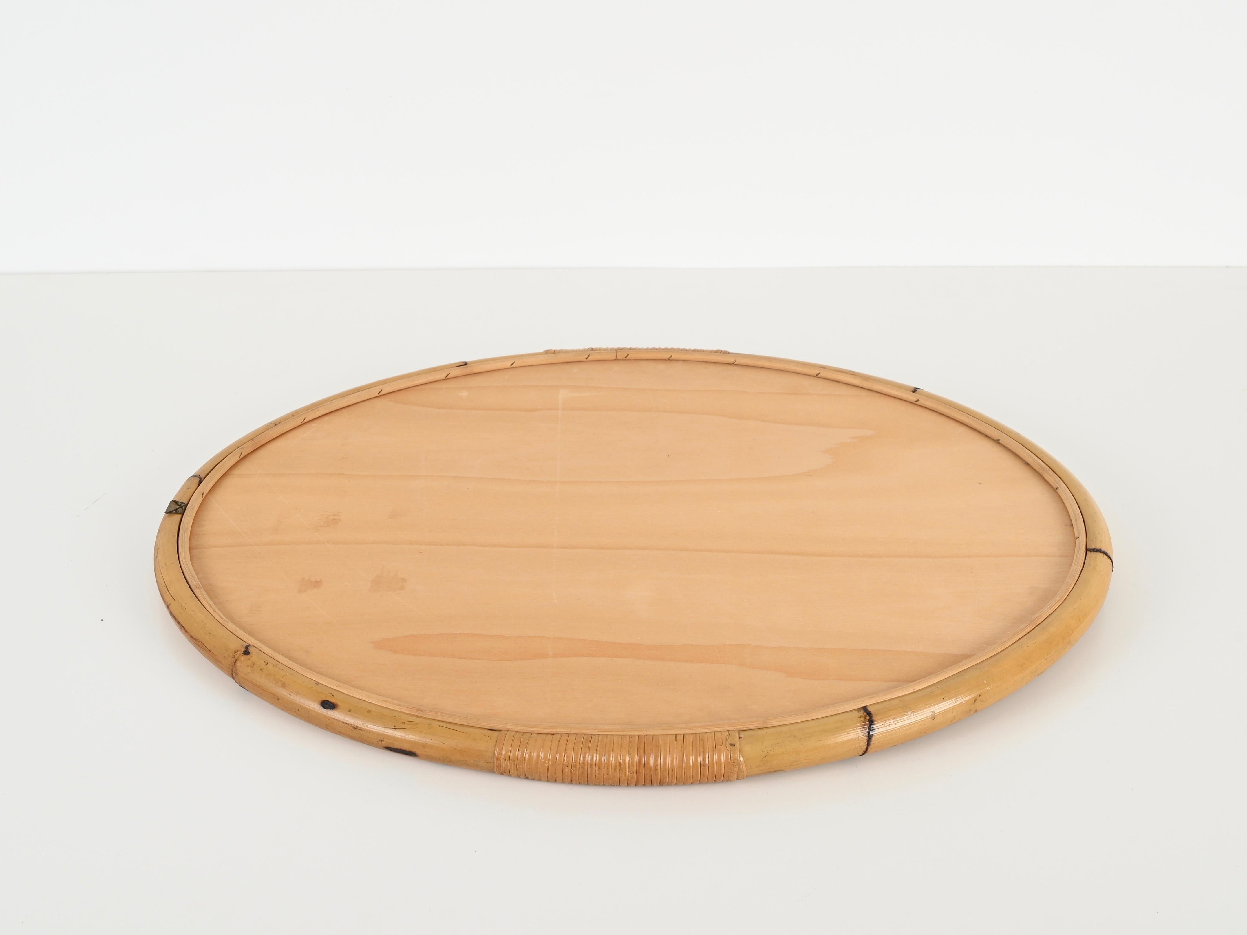 Großer ovaler Spiegel aus geschwungenem Bambus, Rattan und Weidengeflecht aus der Mitte des Jahrhunderts, 1970er Jahre im Angebot 2