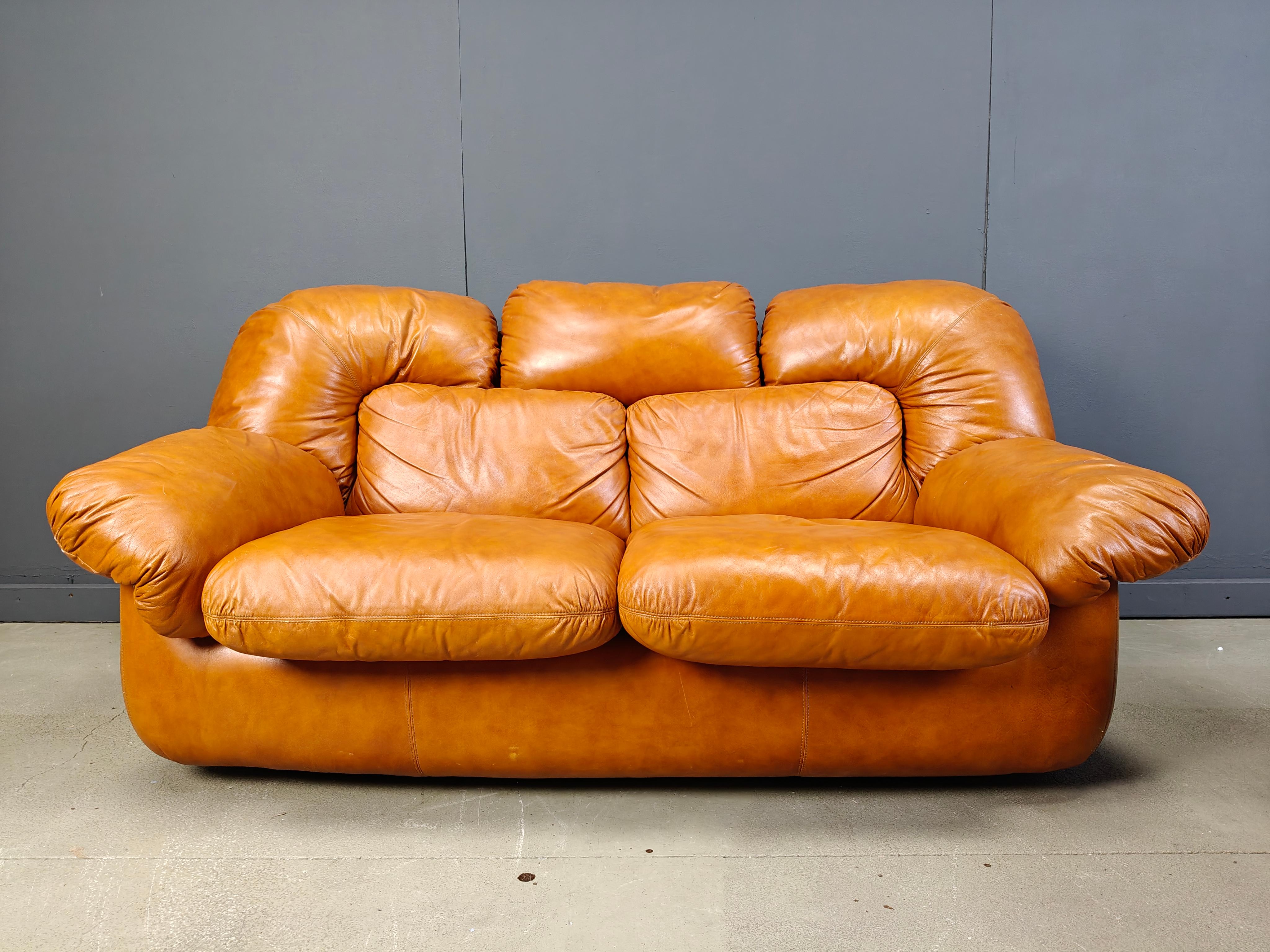 Ensemble de canapés en cuir italien du milieu du siècle par Ercol Biella pour Grappeggia, 1970 en vente 5