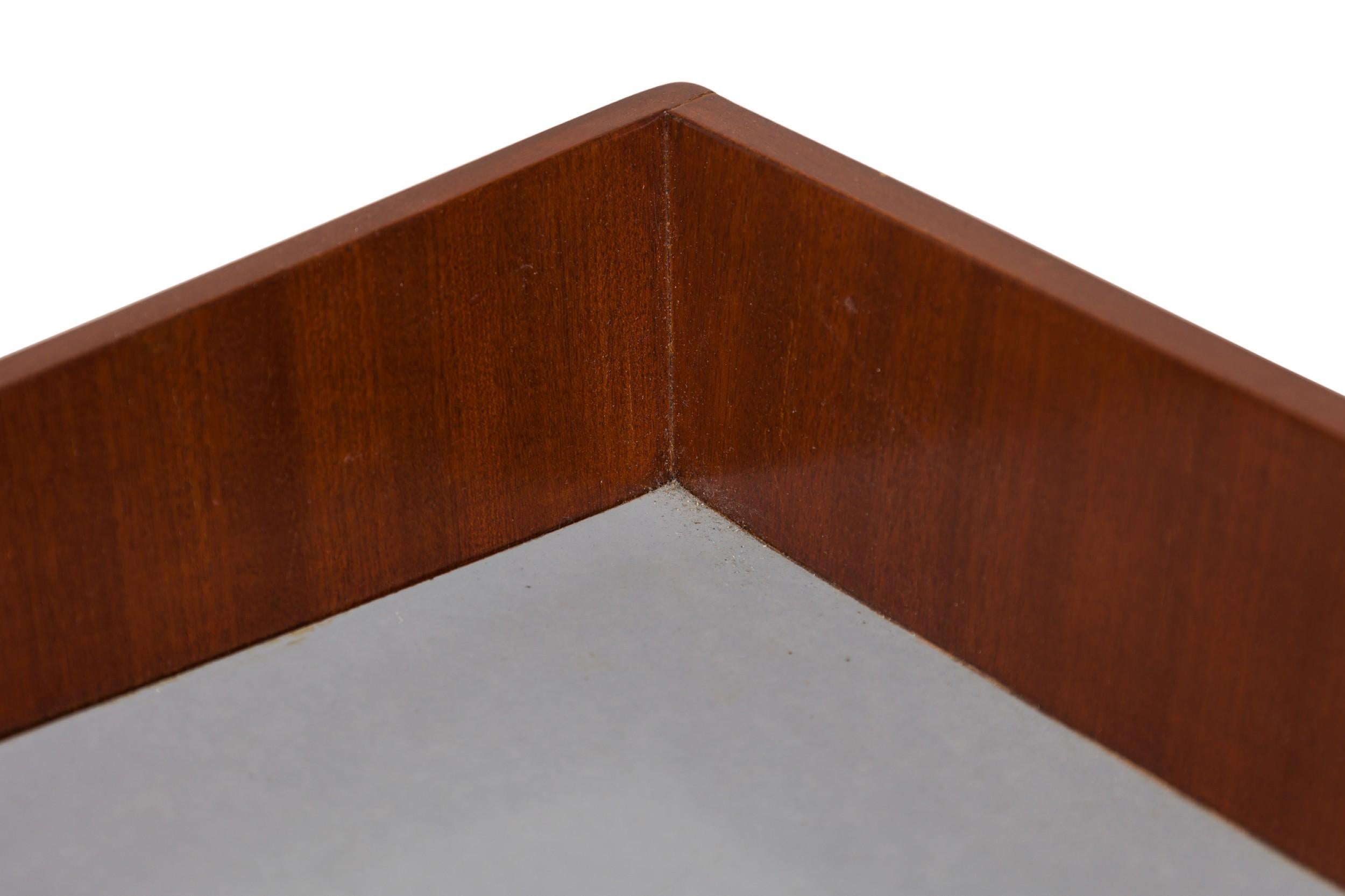Mid-Century Italian Mahogany and Formica End / Side Tables (Style of Gio Ponti) For Sale 5