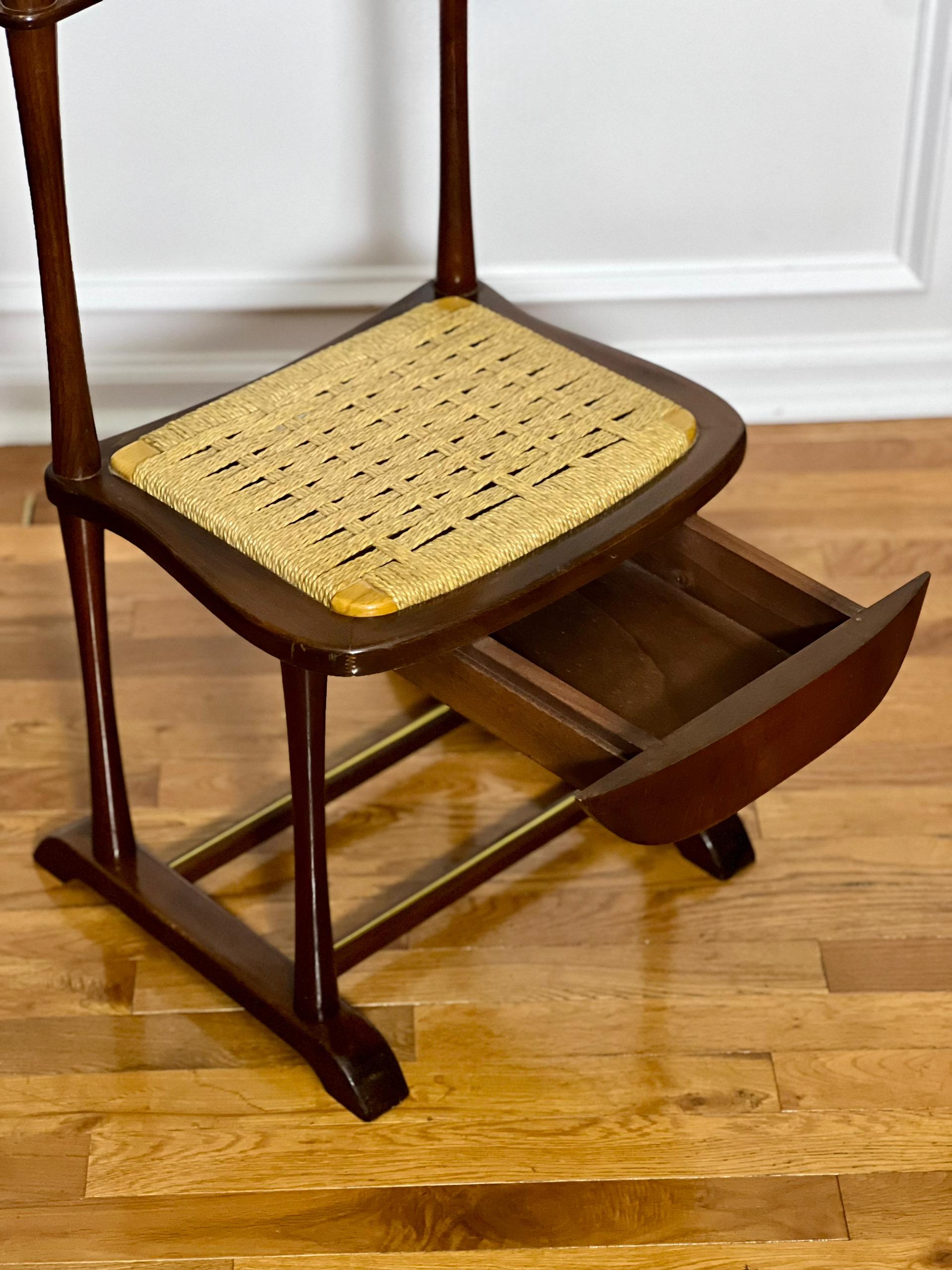 Italienischer Mahagoni-Valet Stand mit Schublade von SPQR aus der Jahrhundertmitte 5