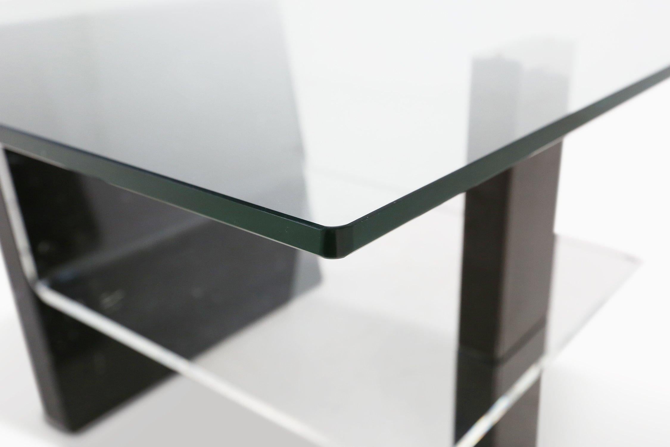 Mesa de centro italiana de mármol y cristal de mediados de siglo, años 70 finales del siglo XX en venta