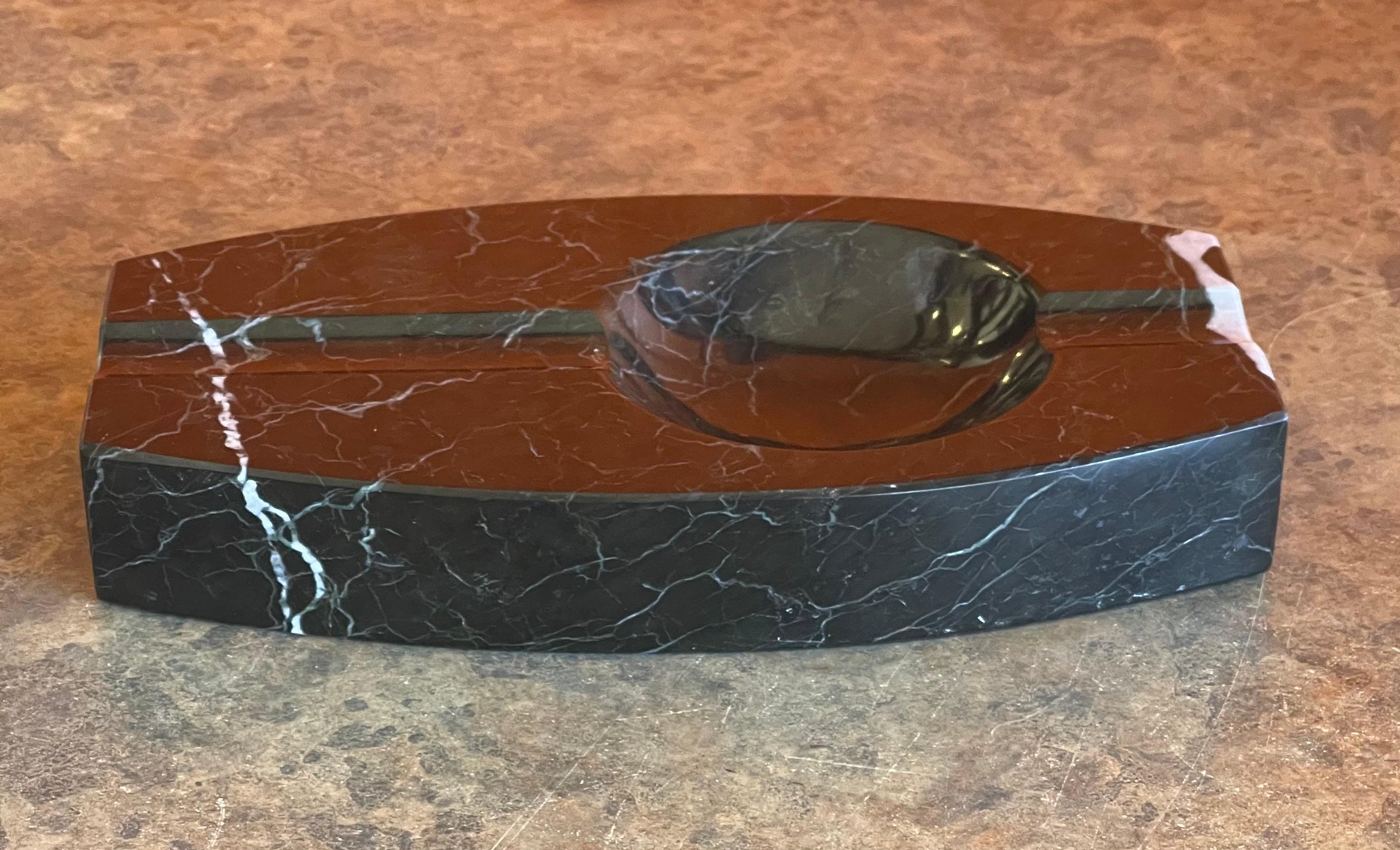 Mid-Century Italian Marble Cigar Ashtray In Good Condition In San Diego, CA