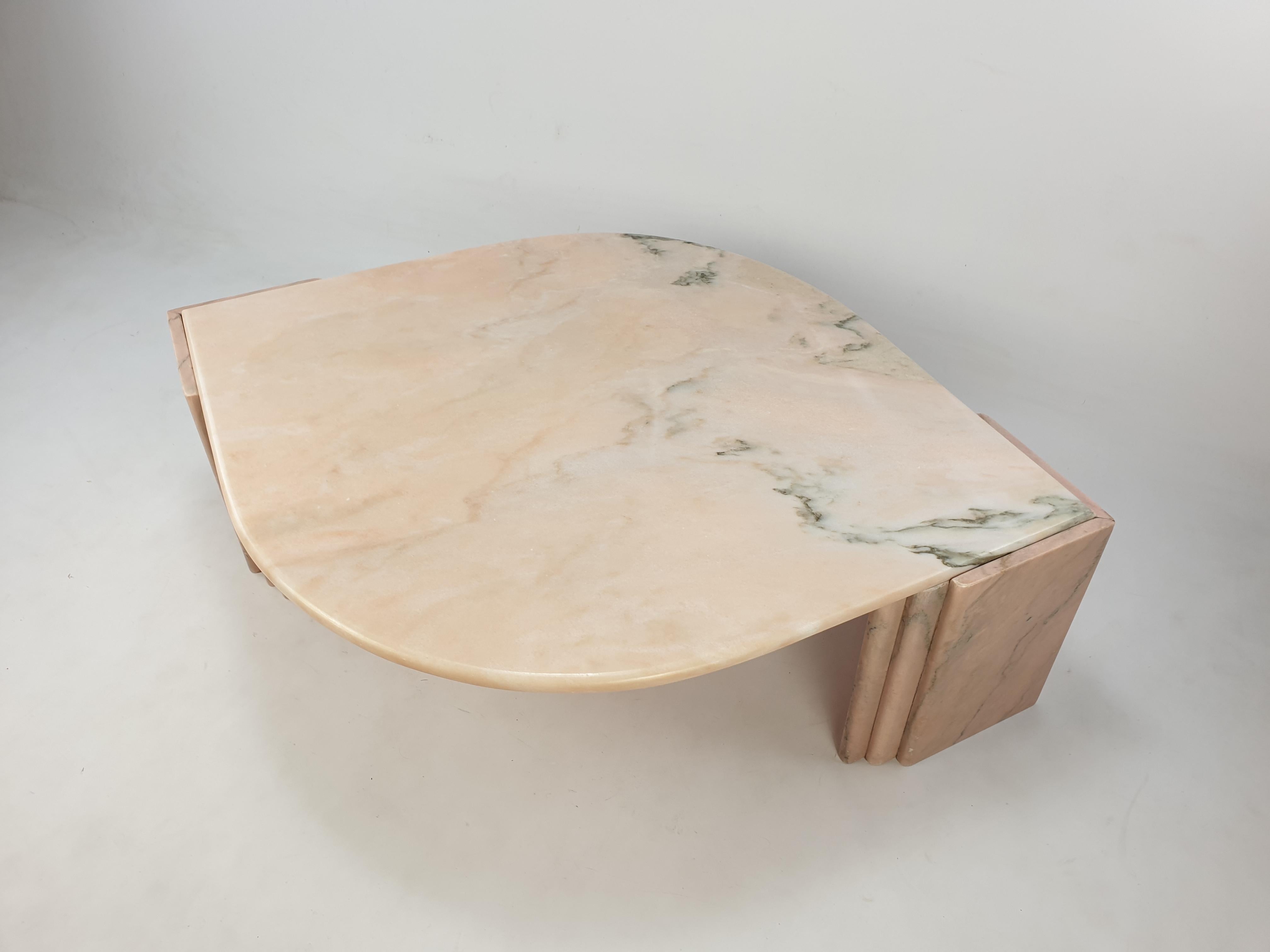 Hand-Crafted Mid-Century Italian Marble Coffee Table, 1980s For Sale